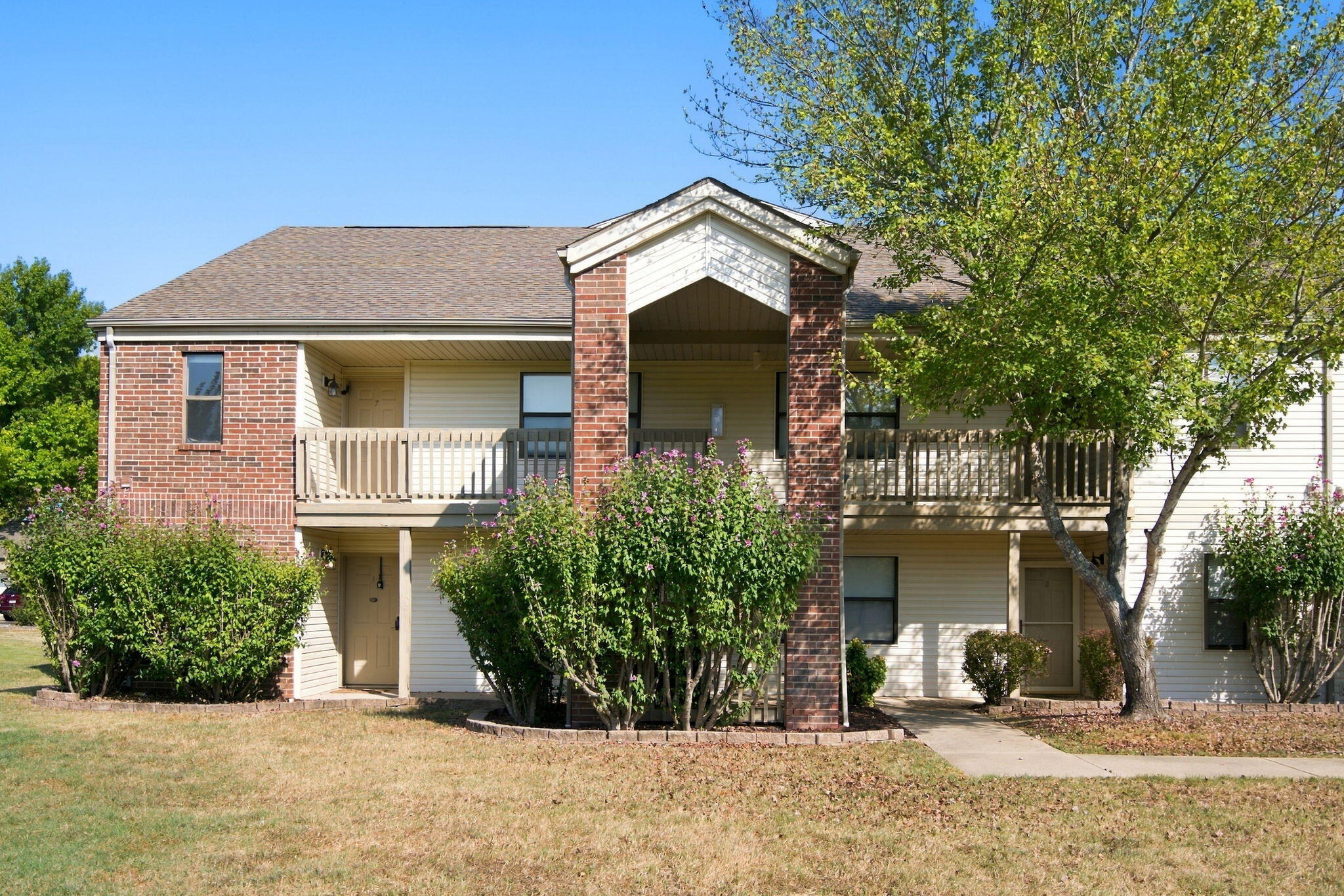 169 Highland Drive Unit 7 Property Photo 1