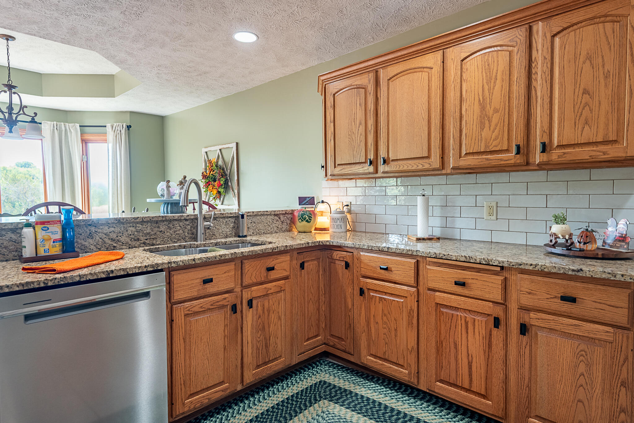 10421 West Farm Road 156 Property Photo 13