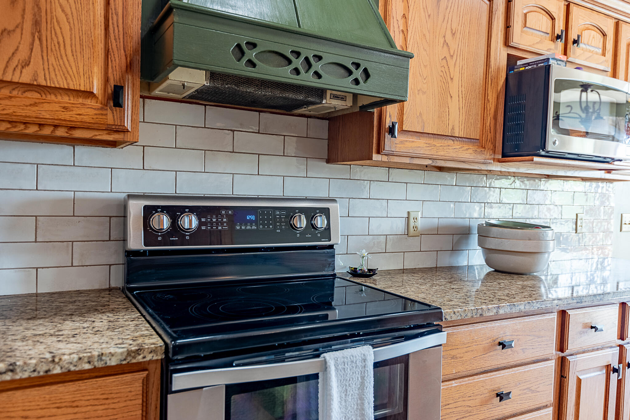 10421 West Farm Road 156 Property Photo 15