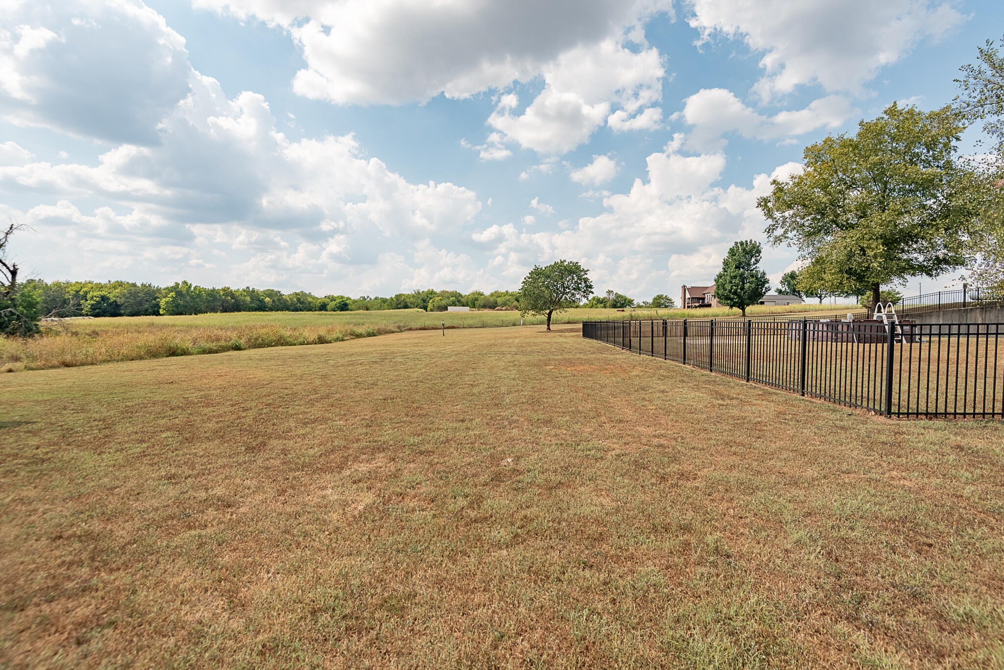 10421 West Farm Road 156 Property Photo 62