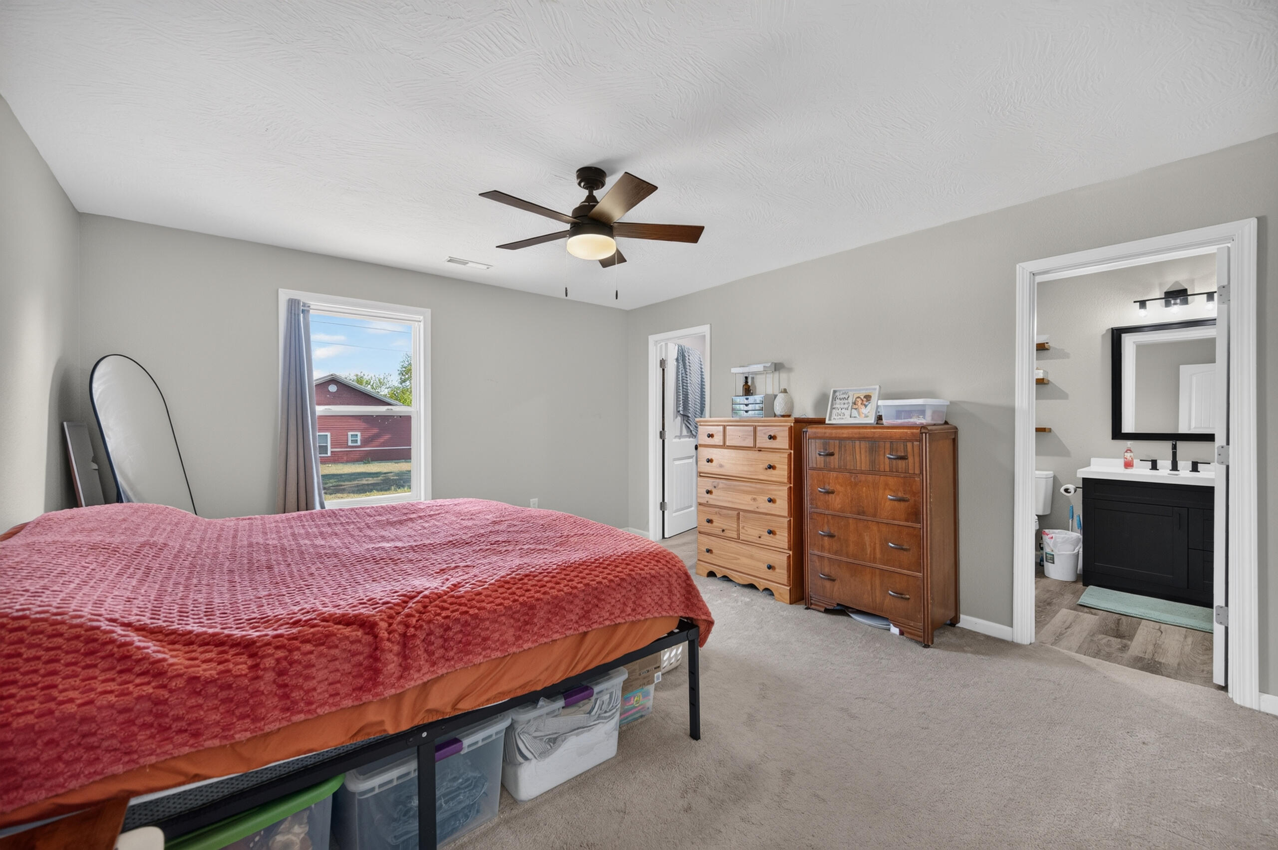 645 Cherry Street Property Photo 14