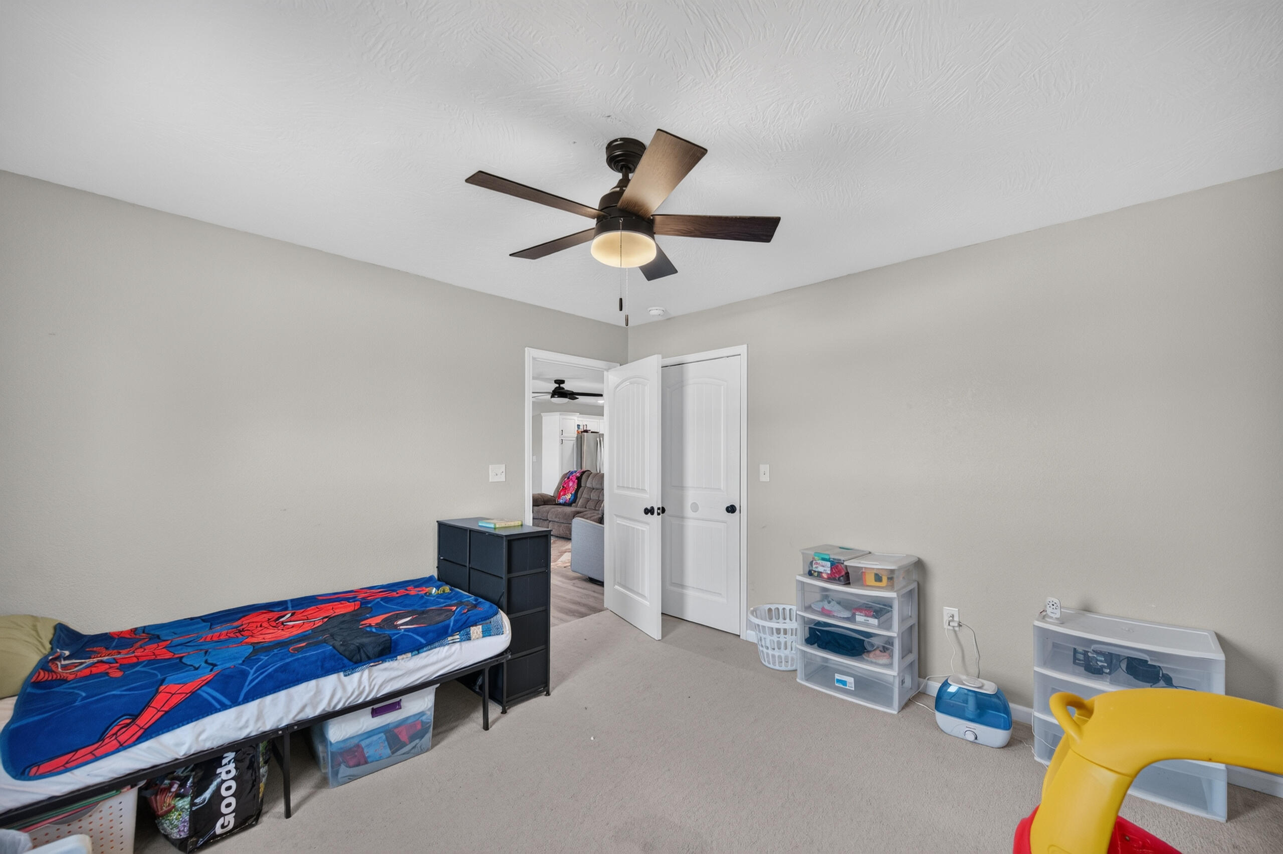 645 Cherry Street Property Photo 25