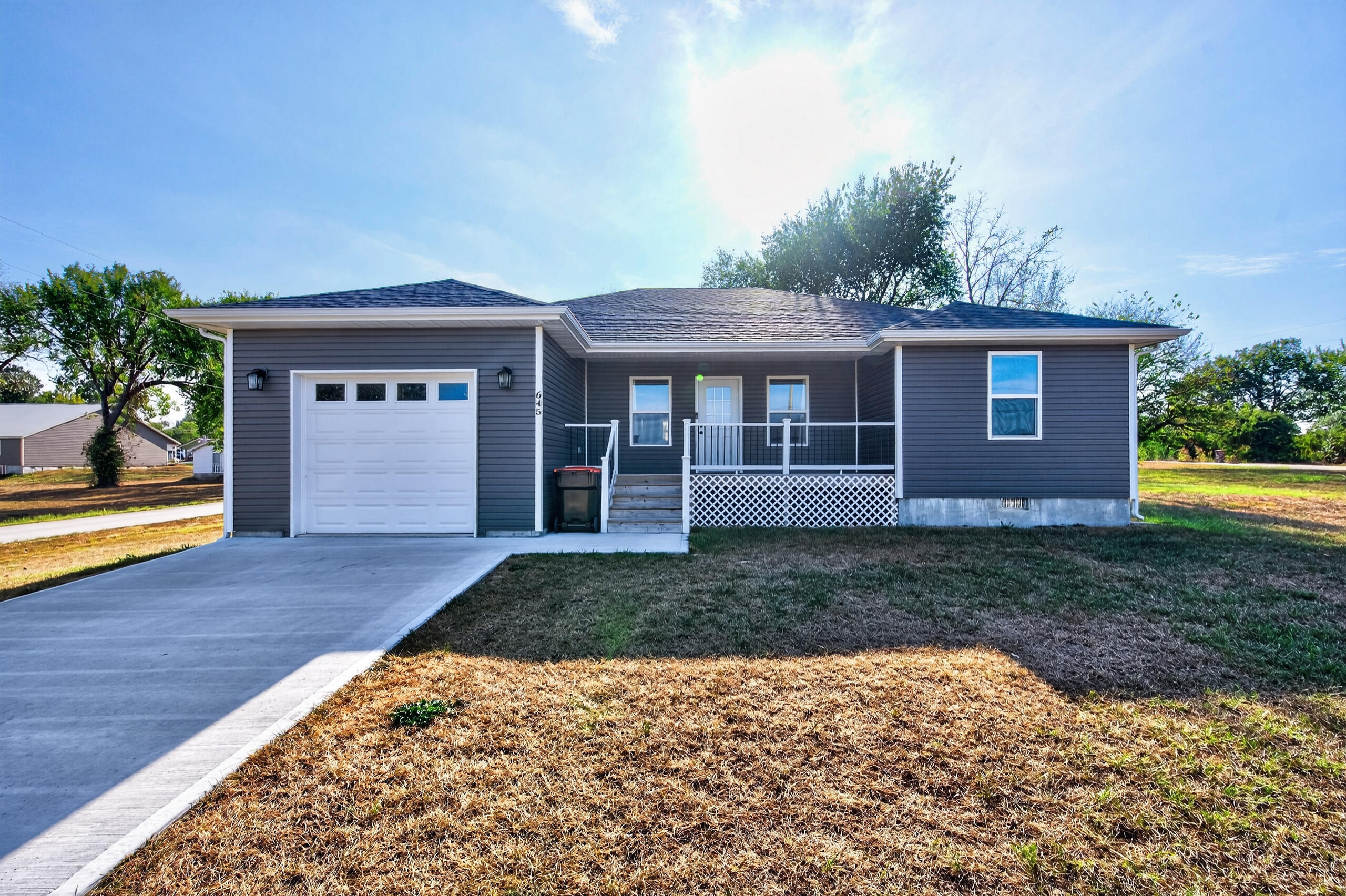 645 Cherry Street Property Photo 40