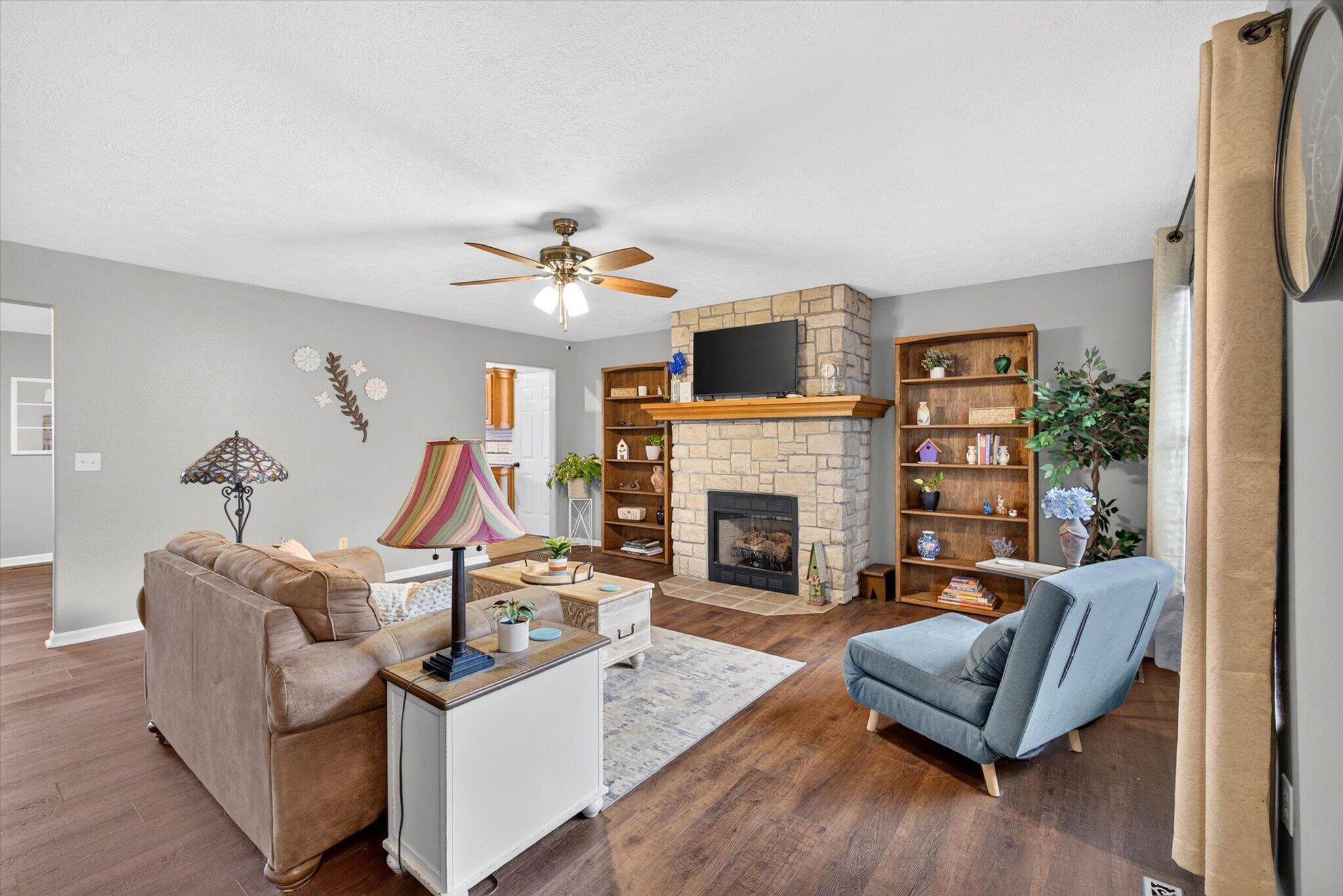 3291 North Eakins Avenue Property Photo 7