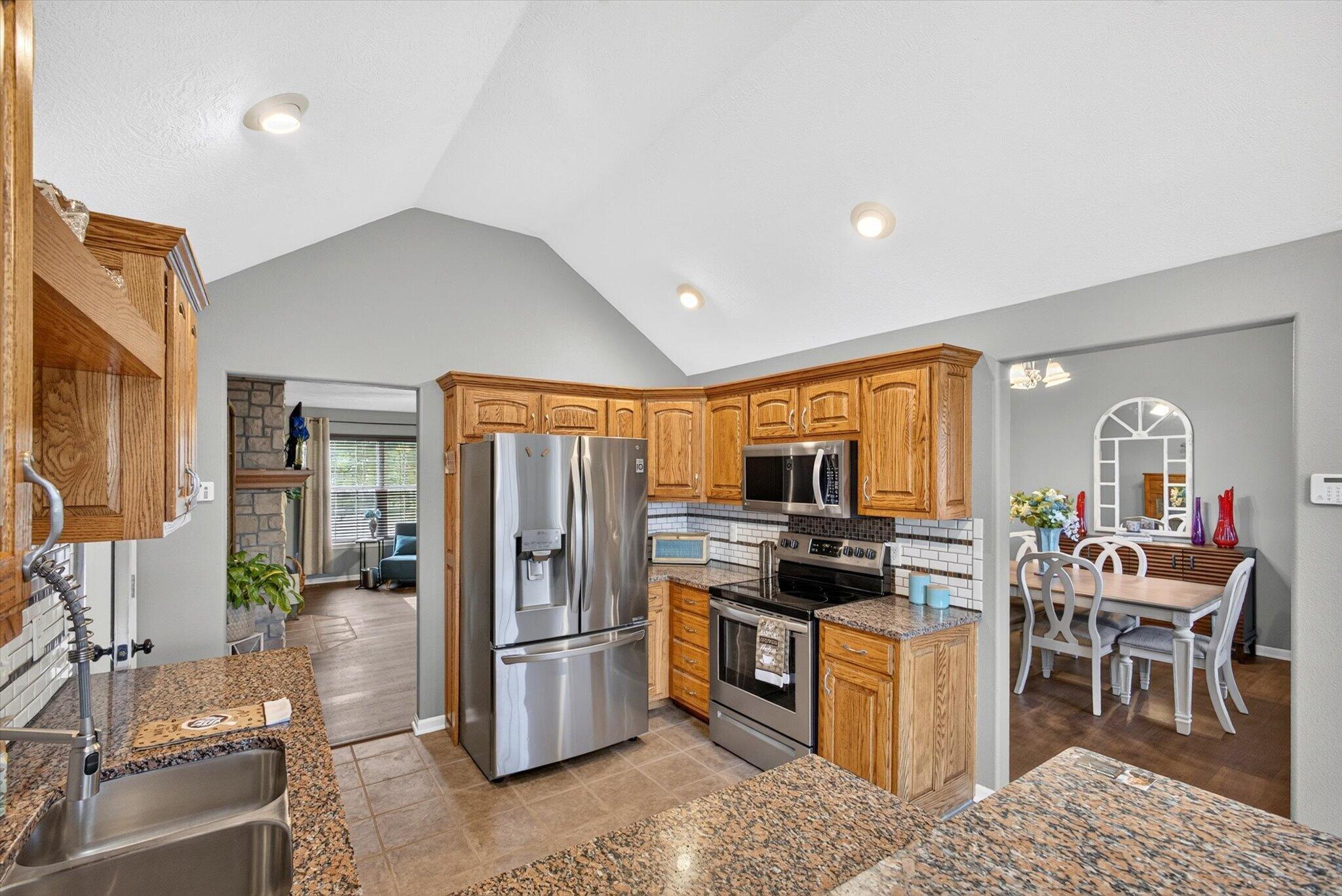 3291 North Eakins Avenue Property Photo 14