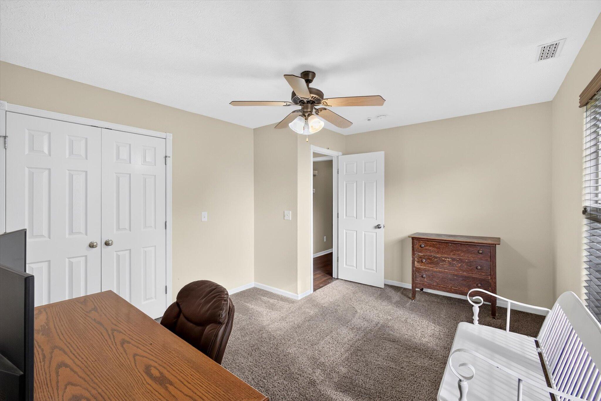 3291 North Eakins Avenue Property Photo 31