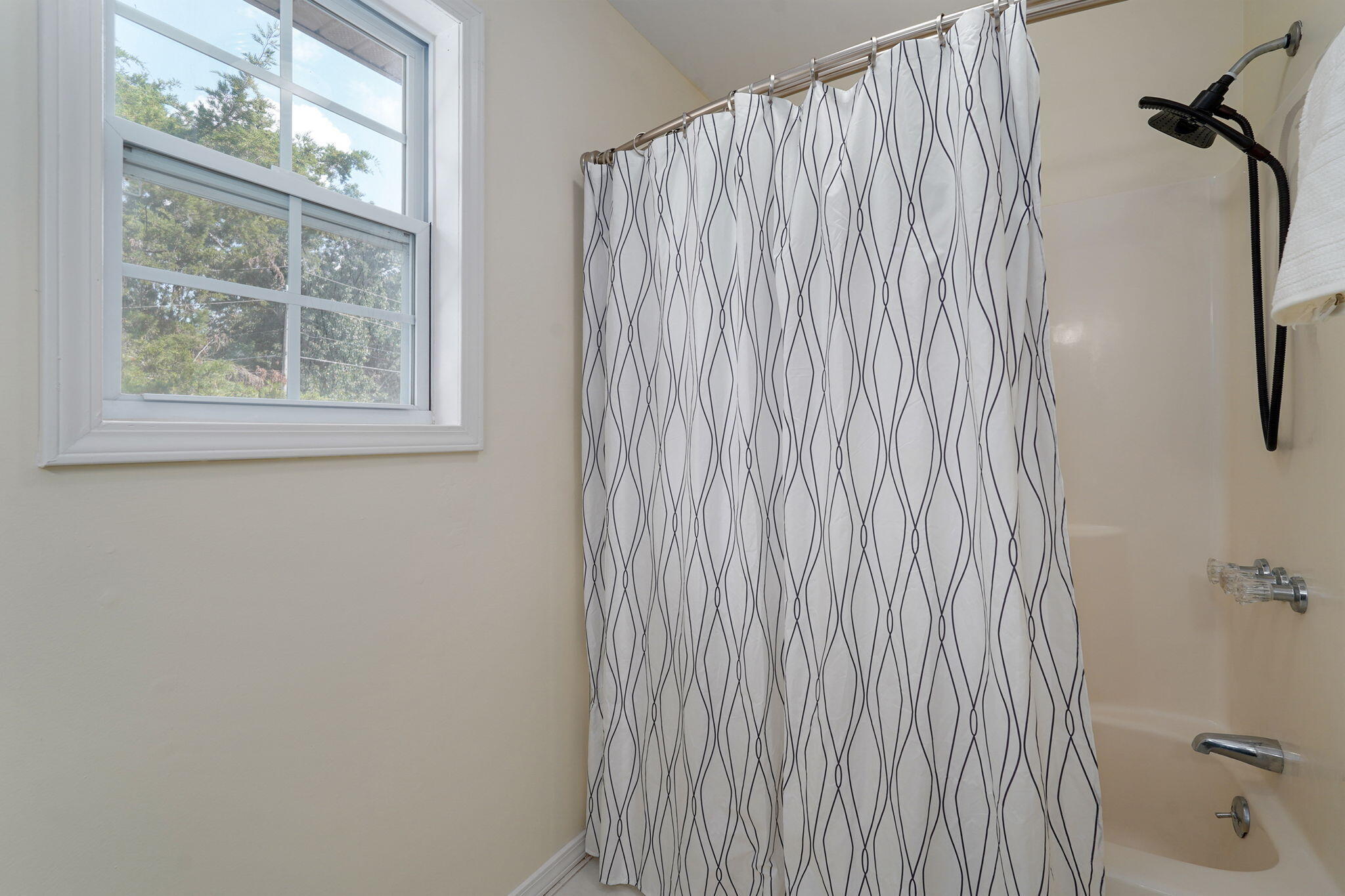 1208 South 17th Avenue Property Photo 18