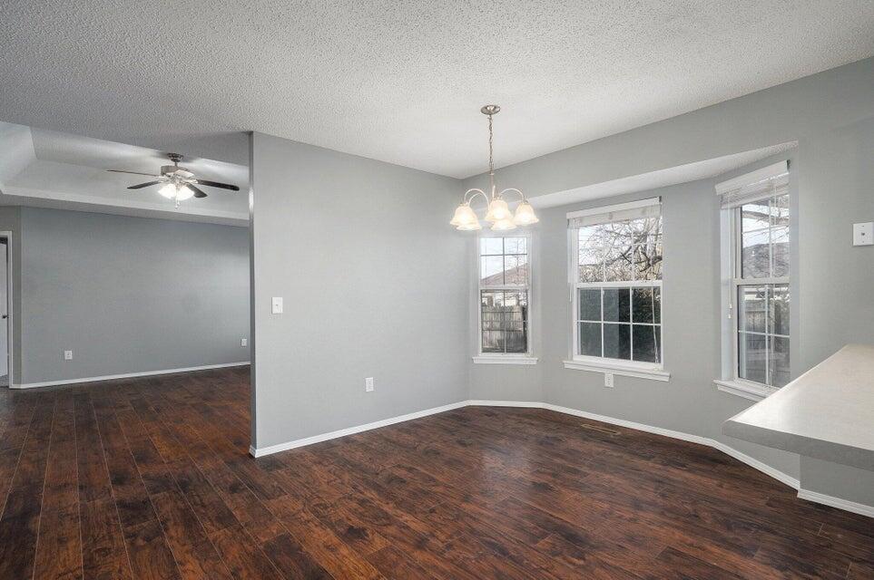 5533 South Walnut Hill Avenue Property Photo 9