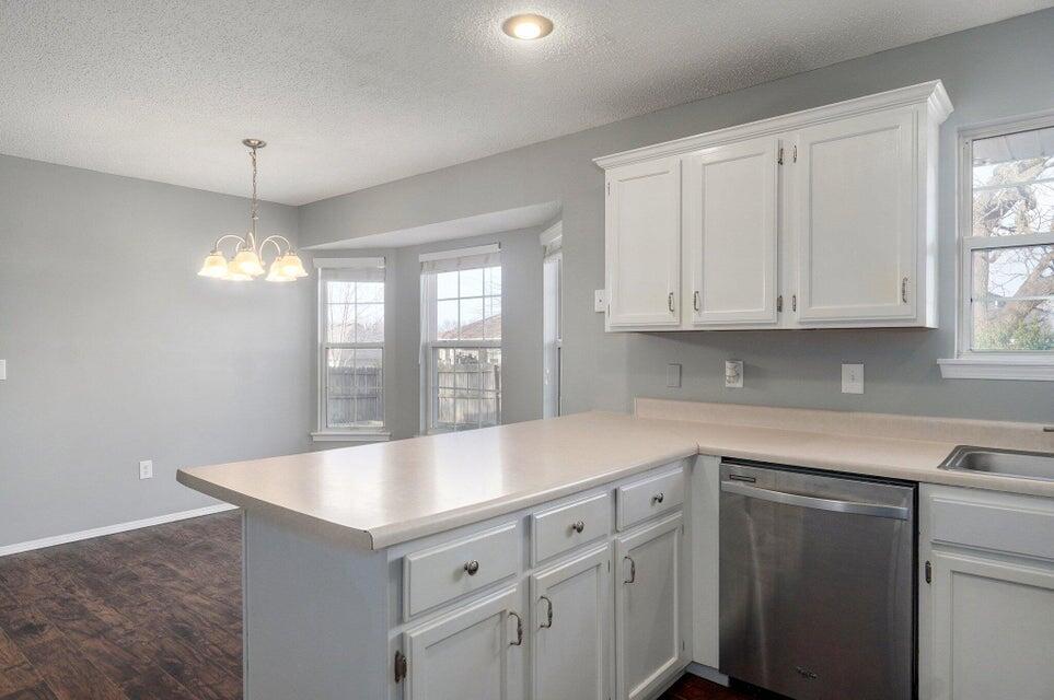 5533 South Walnut Hill Avenue Property Photo 11