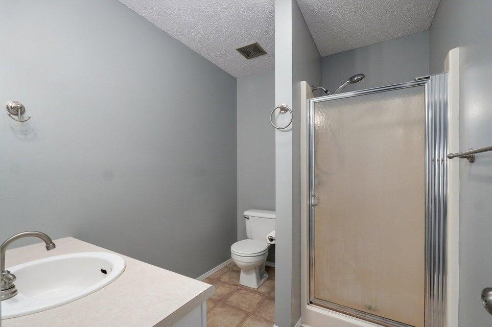 5533 South Walnut Hill Avenue Property Photo 16