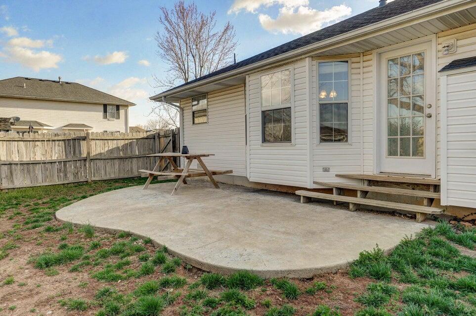 5533 South Walnut Hill Avenue Property Photo 24