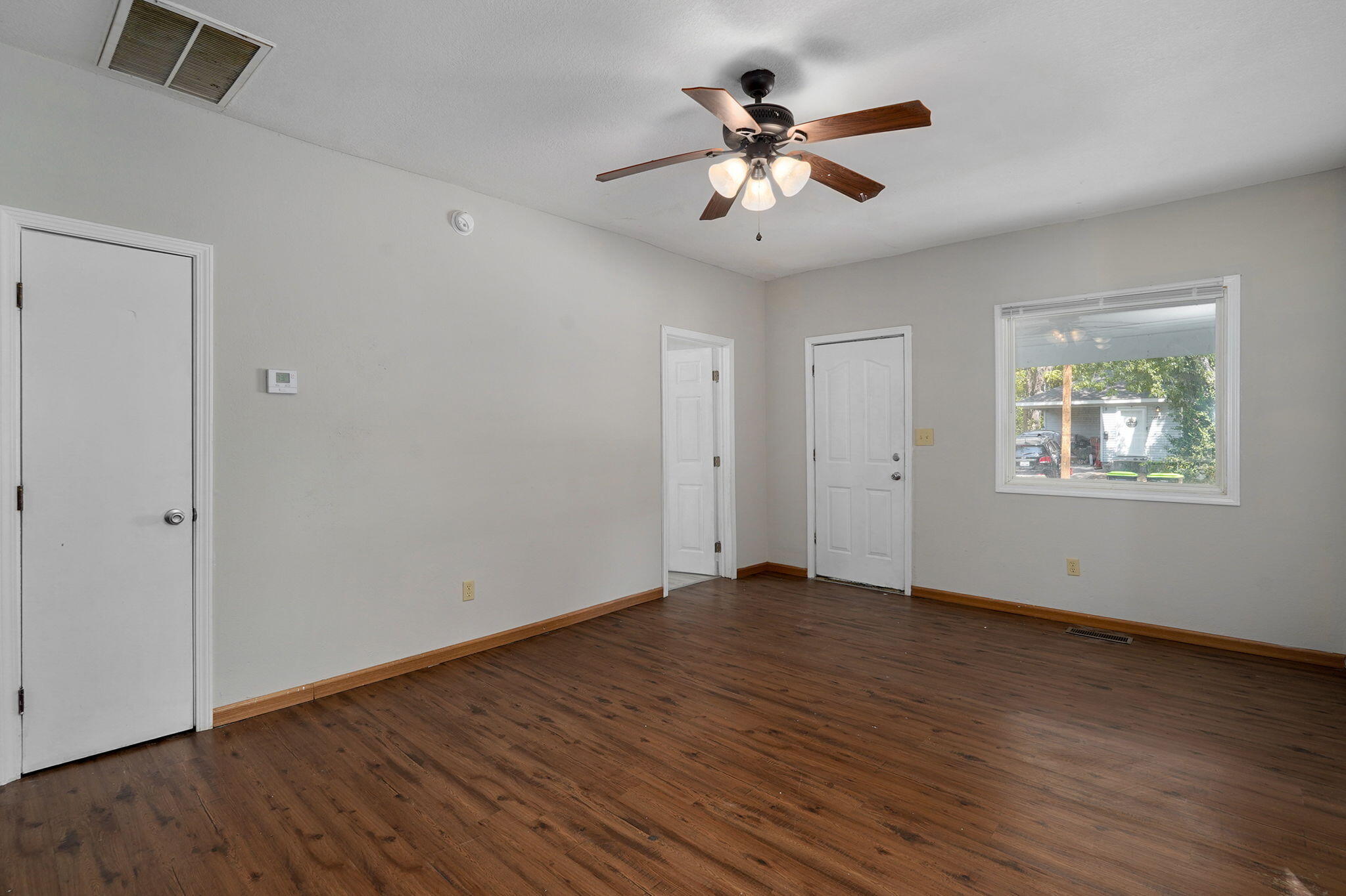 1216 West Harrison Street Property Photo 7