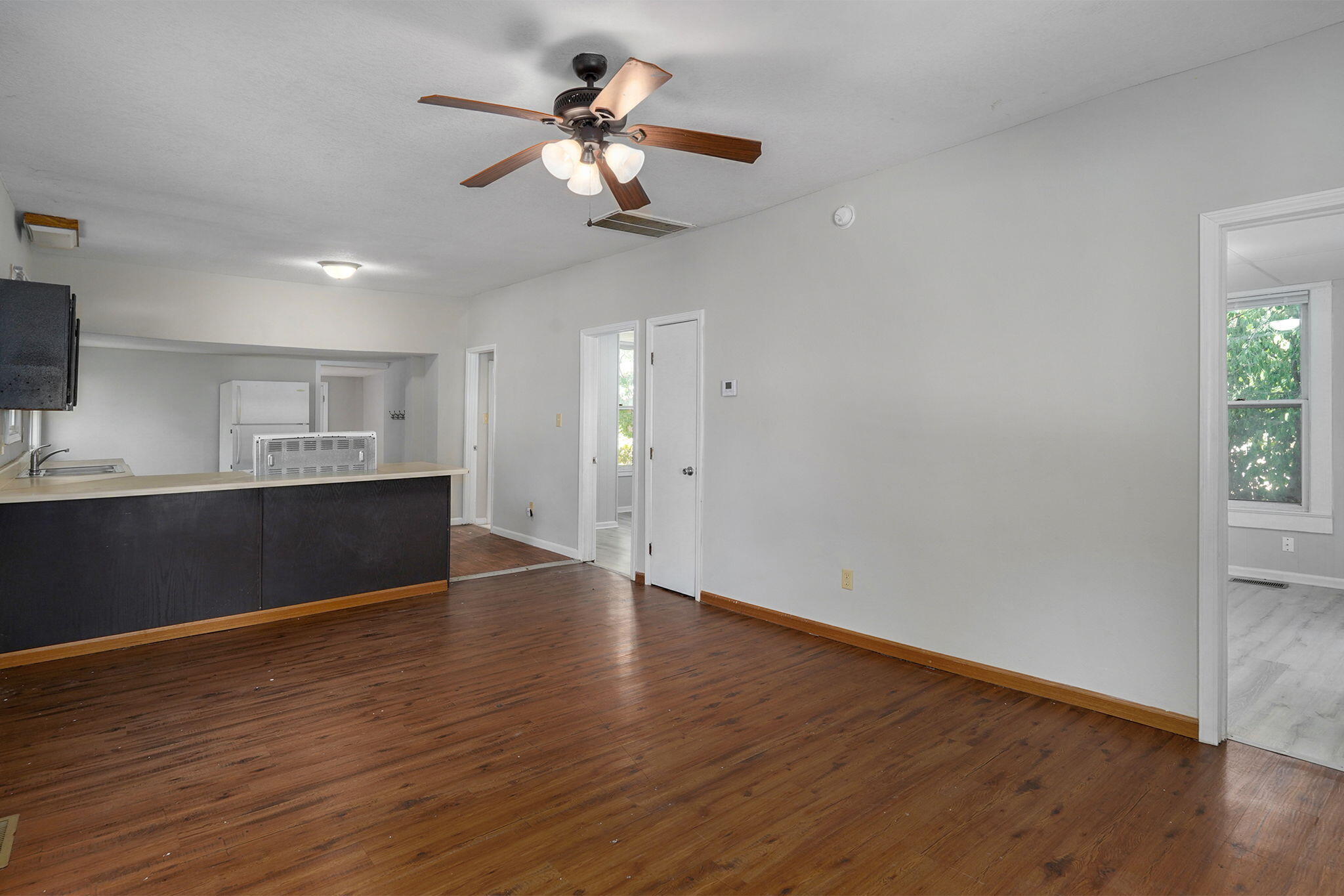 1216 West Harrison Street Property Photo 8