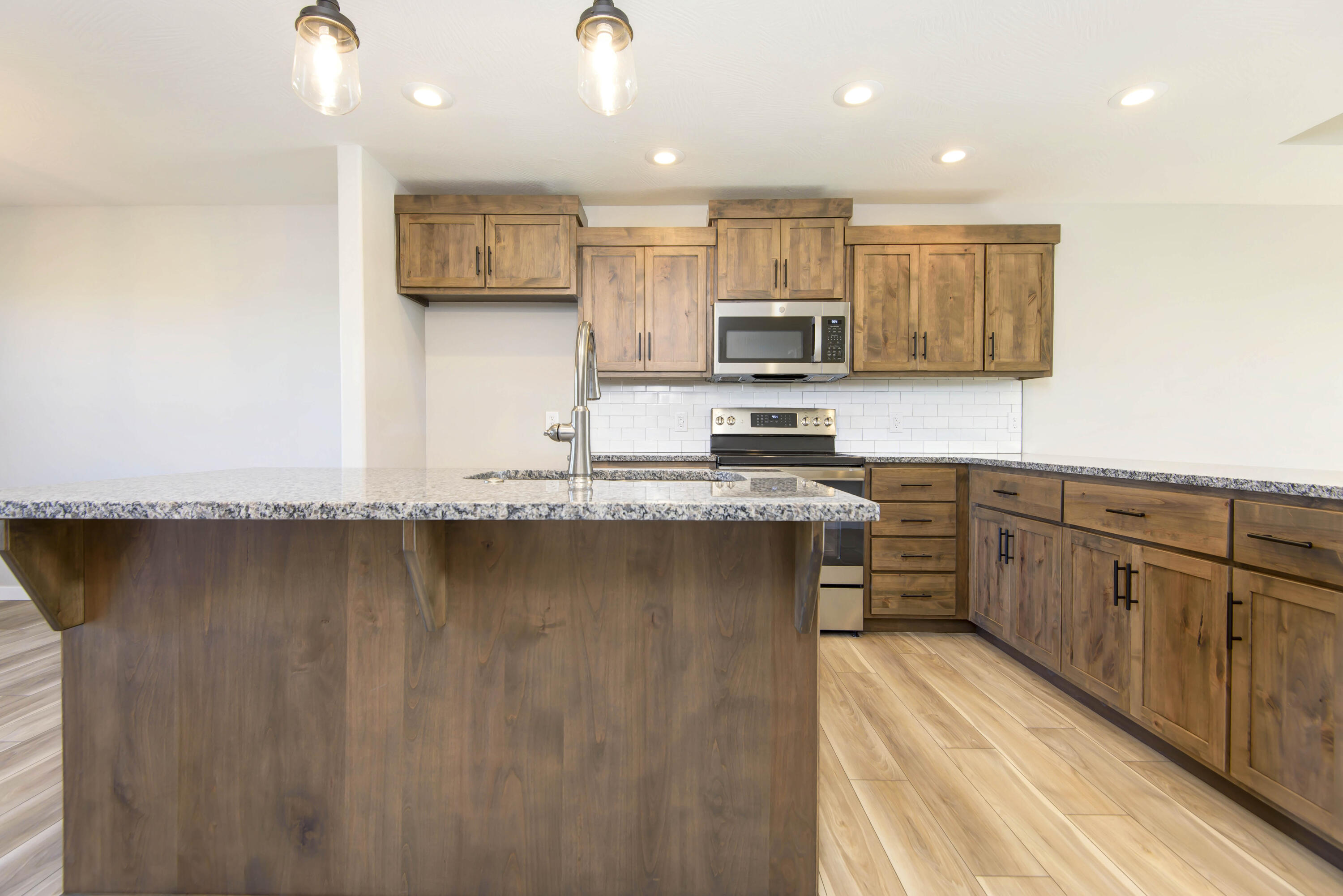 599 North Bryan Avenue Lot 17 Property Photo 5