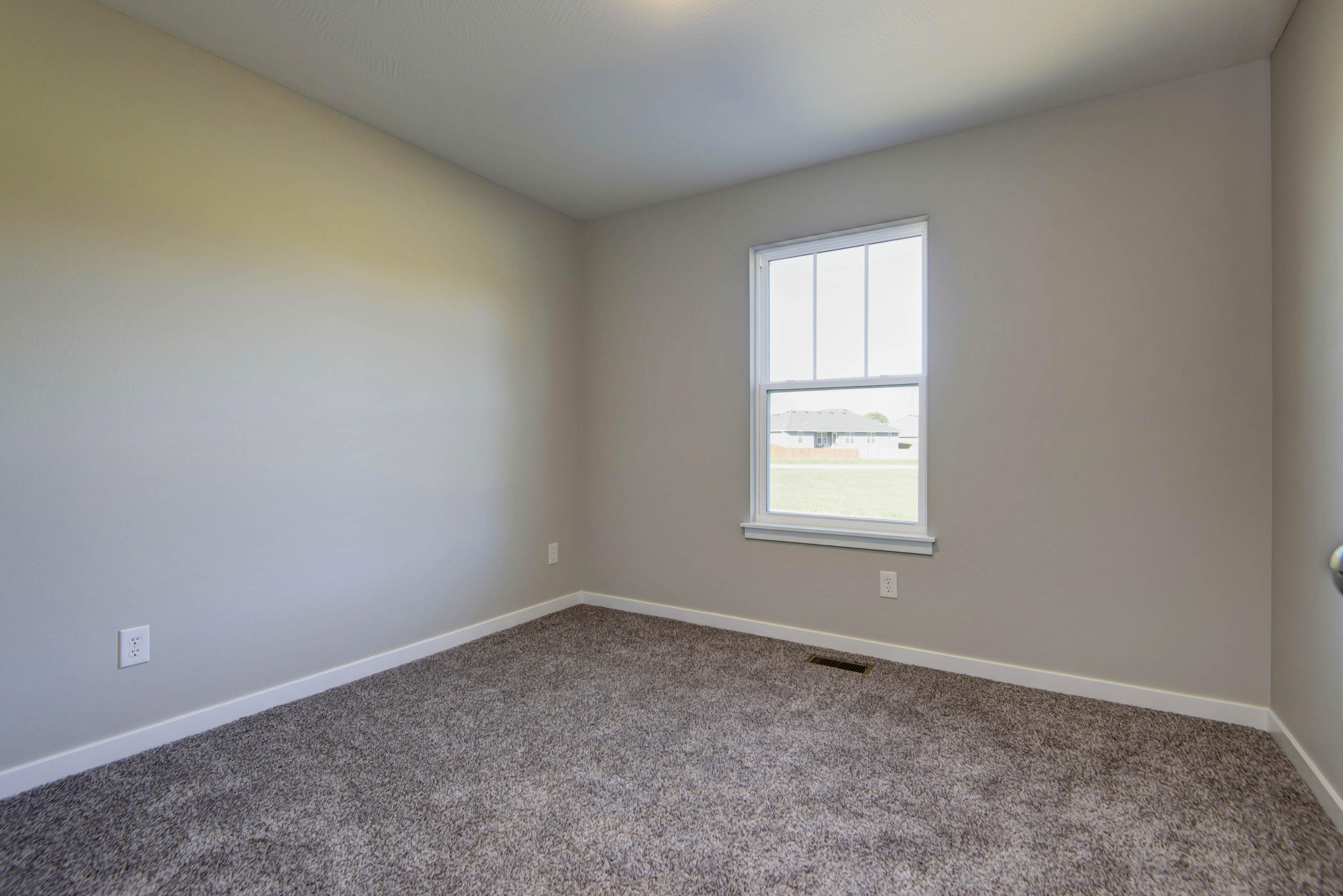 599 North Bryan Avenue Lot 17 Property Photo 15