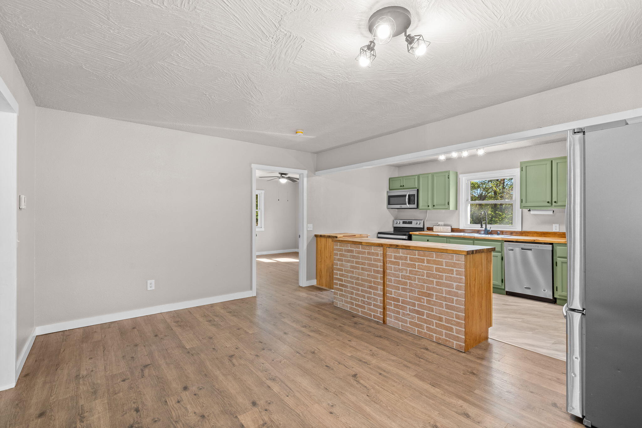 761 East Dade 154 Property Photo 15