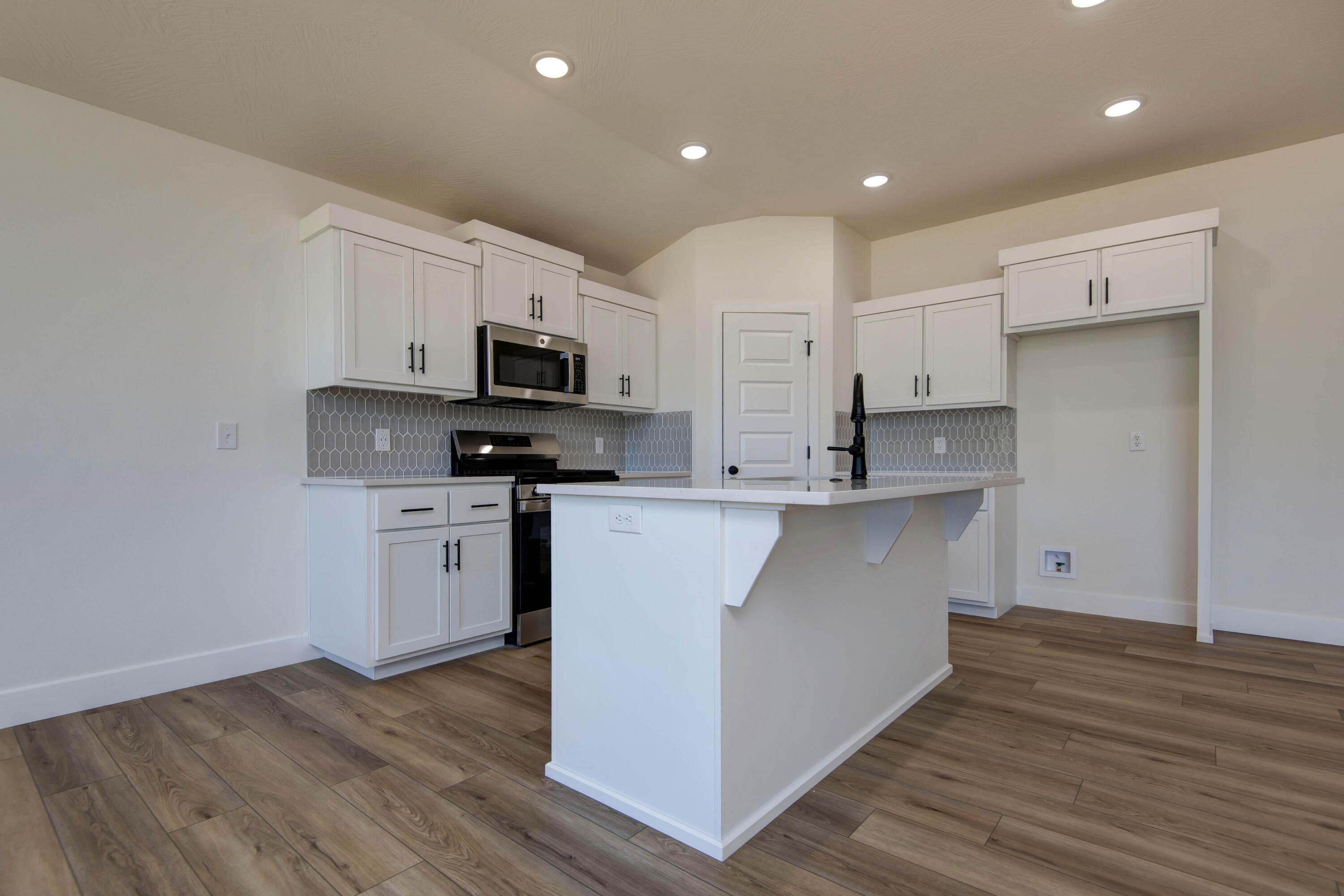 879 East Virginia Lane Lot 183 Property Photo 6