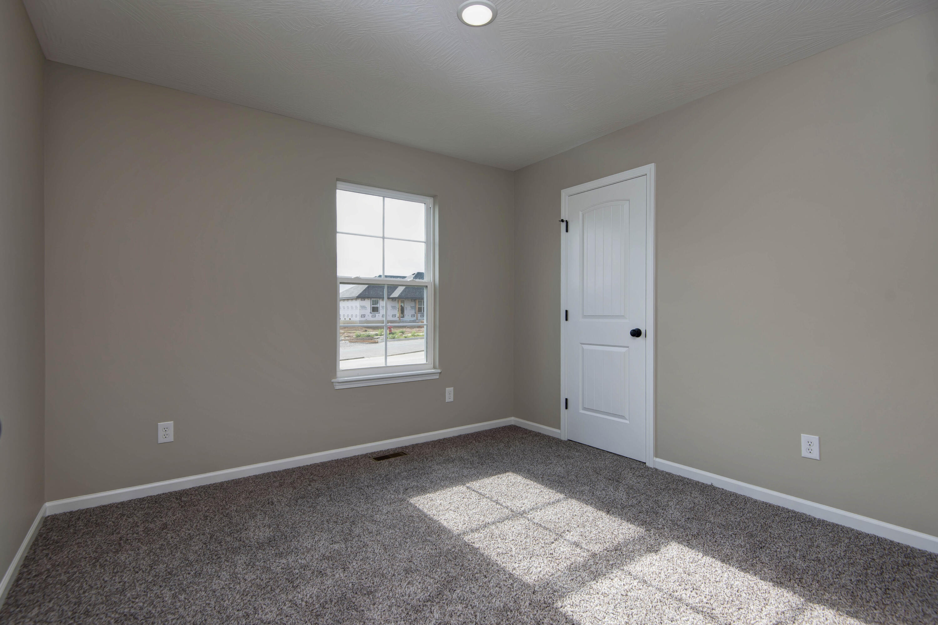 722 South Wheaton Hills Drive Lot 236 Property Photo 14