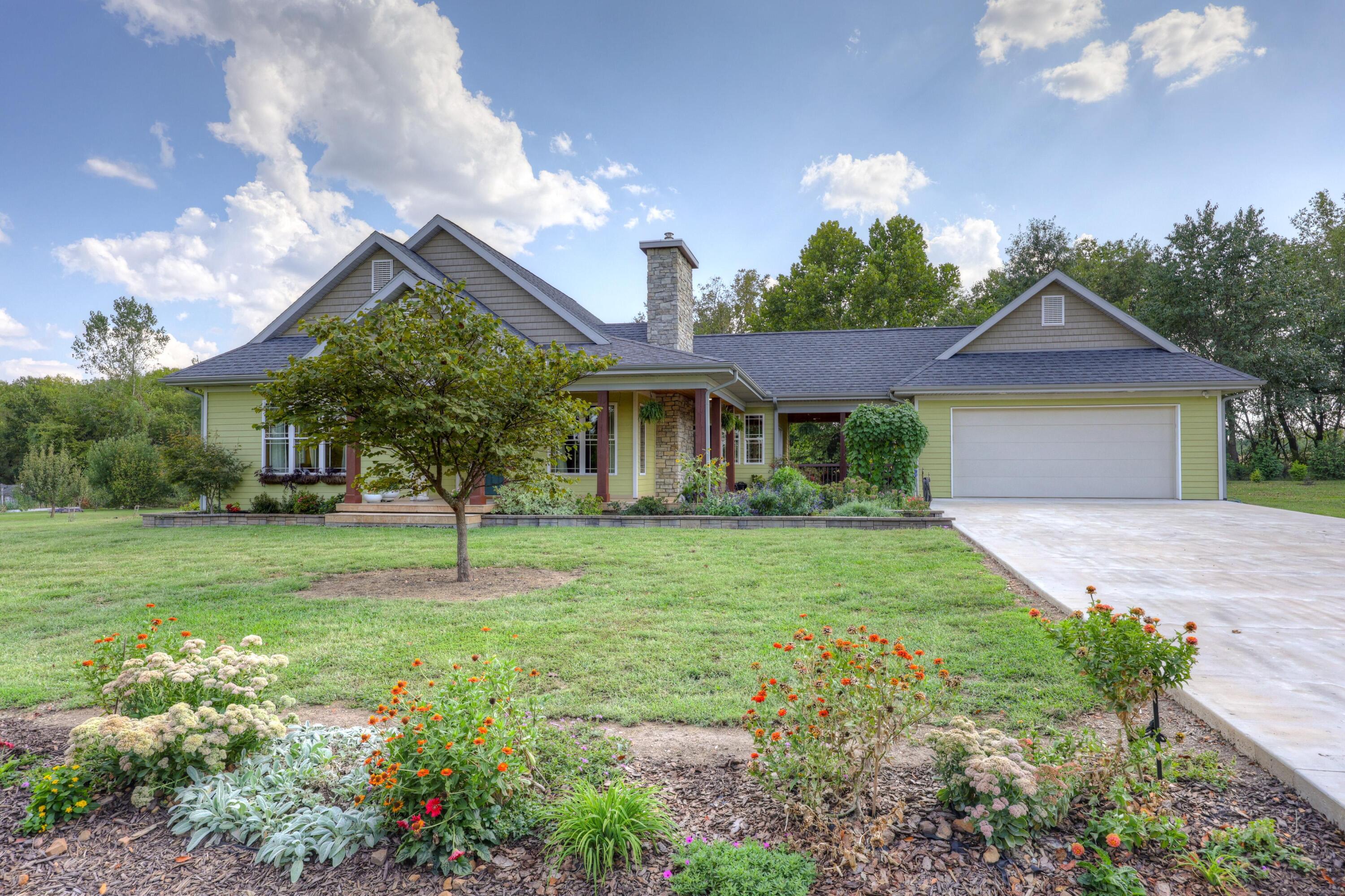 16850 Imperial Road Property Photo 1