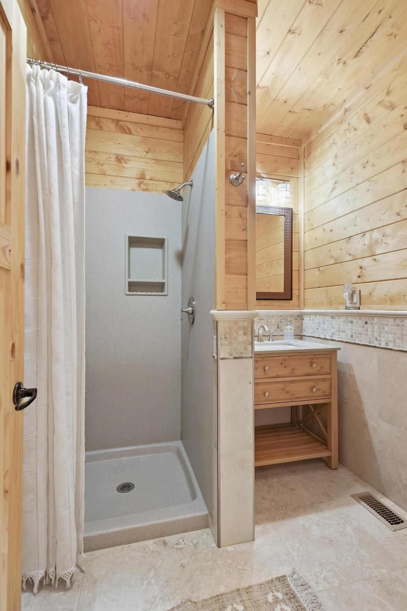 16850 Imperial Road Property Photo 35