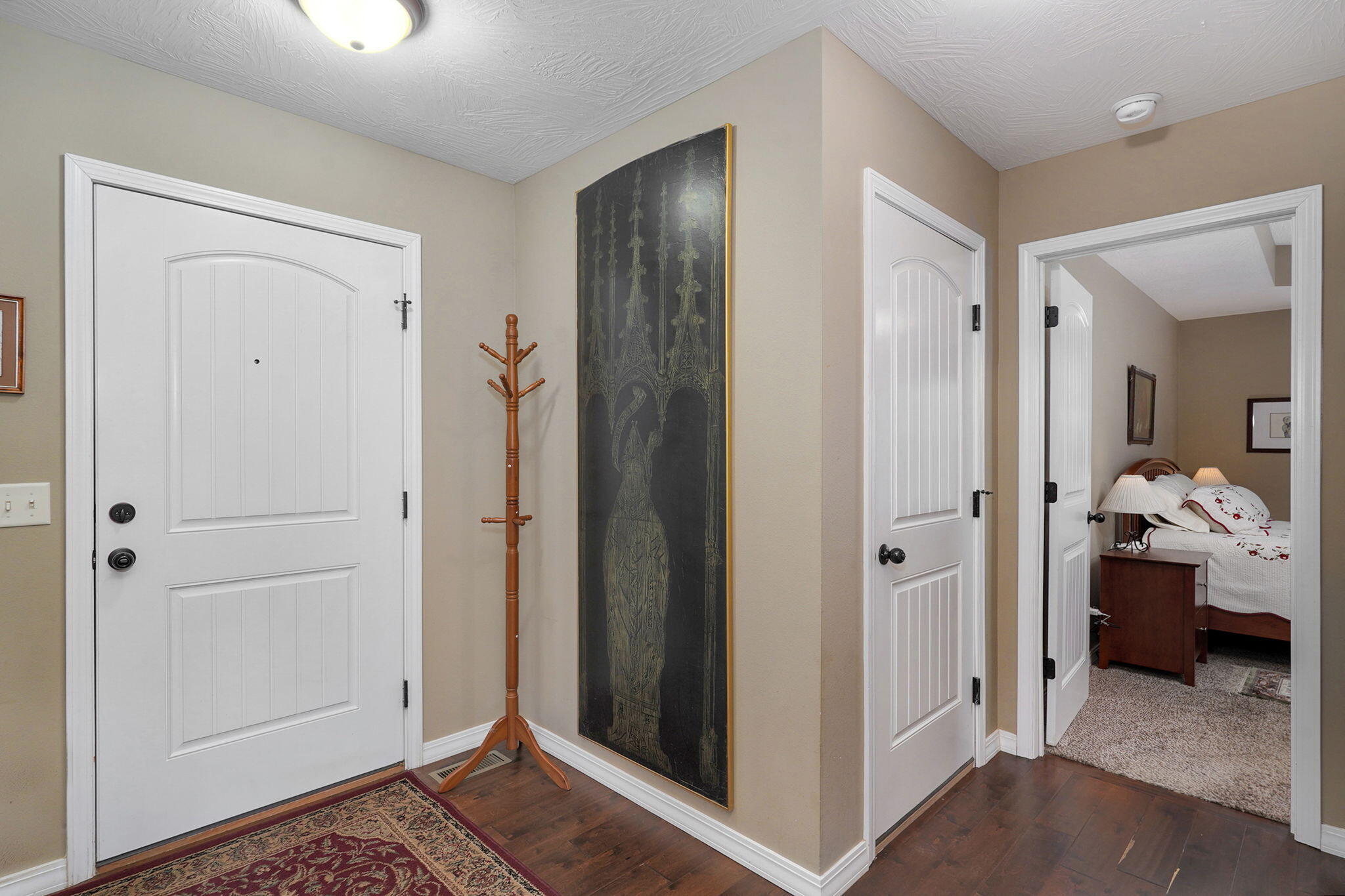 1260 South Venice Avenue Property Photo 8