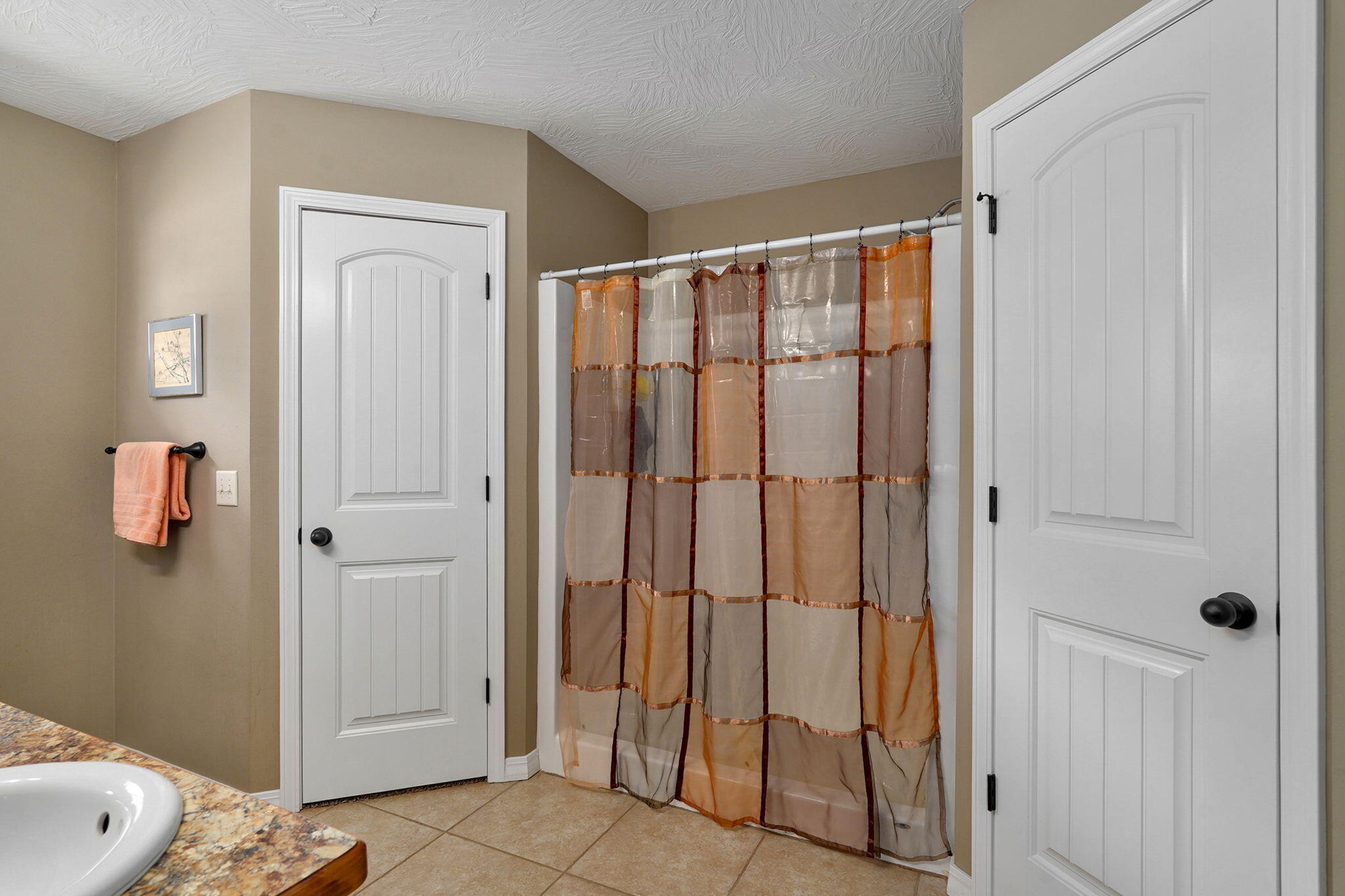 1260 South Venice Avenue Property Photo 18