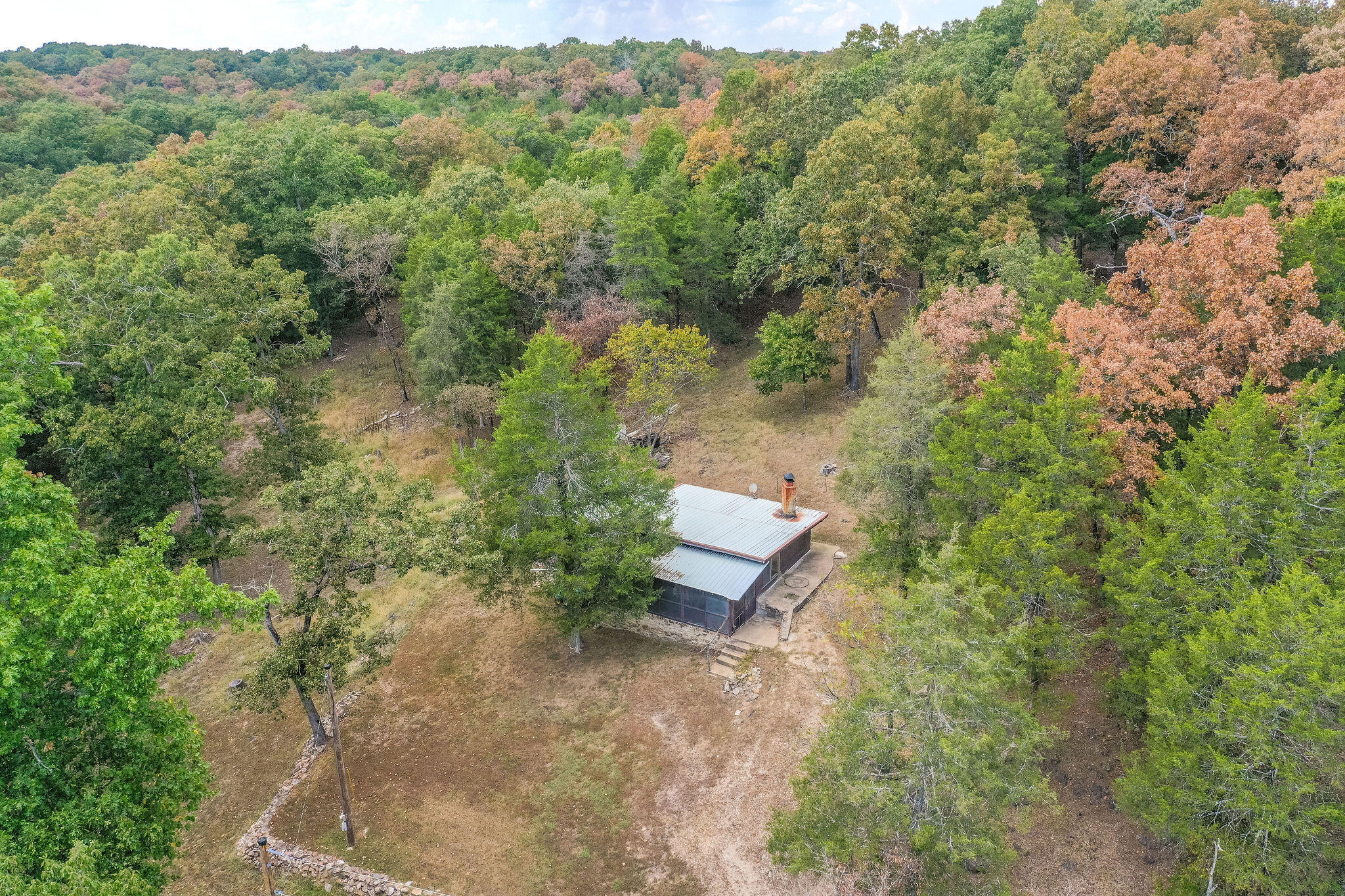 382 Susan Street Property Photo 16