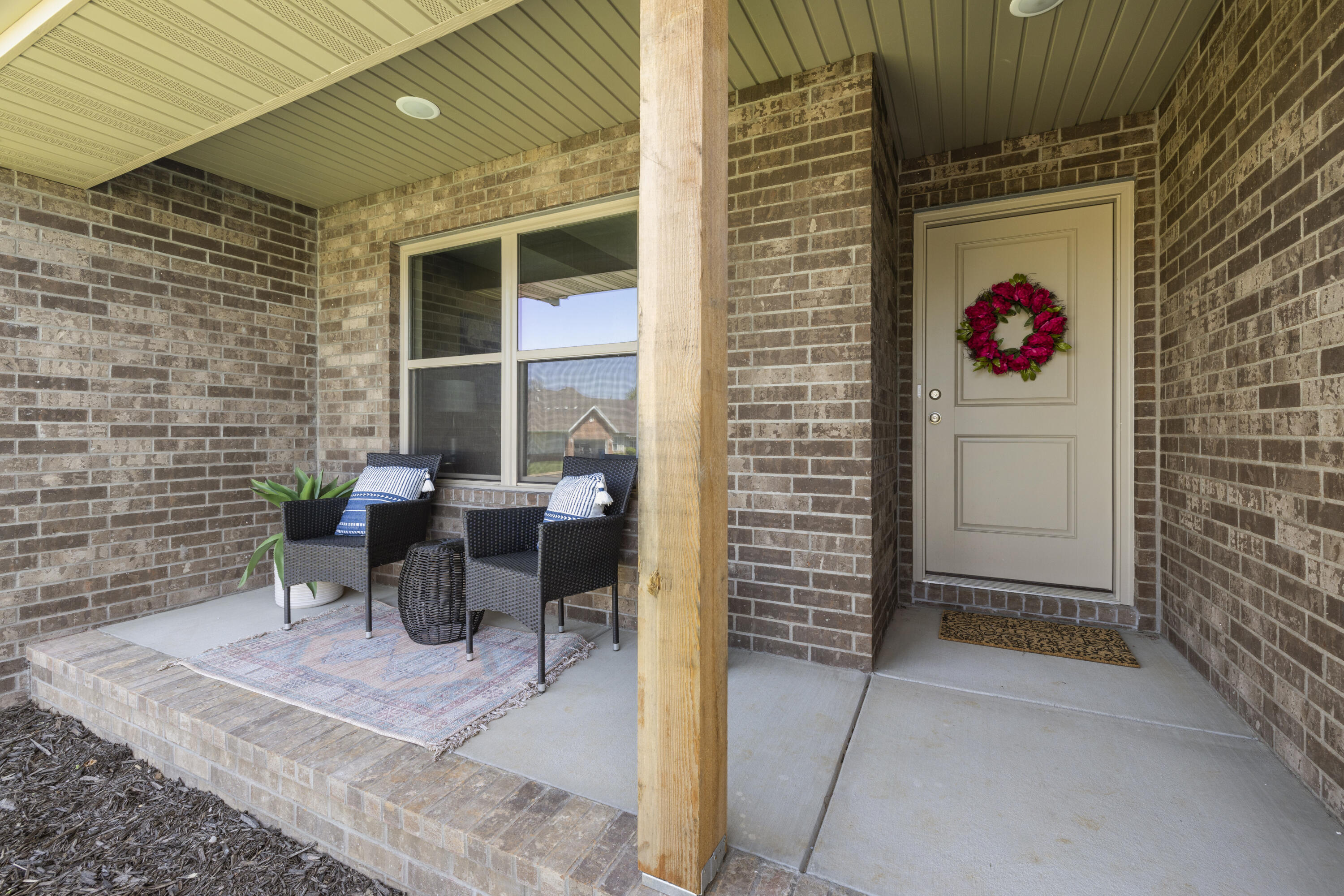 1353 North Sandy Creek Circle Property Photo 3