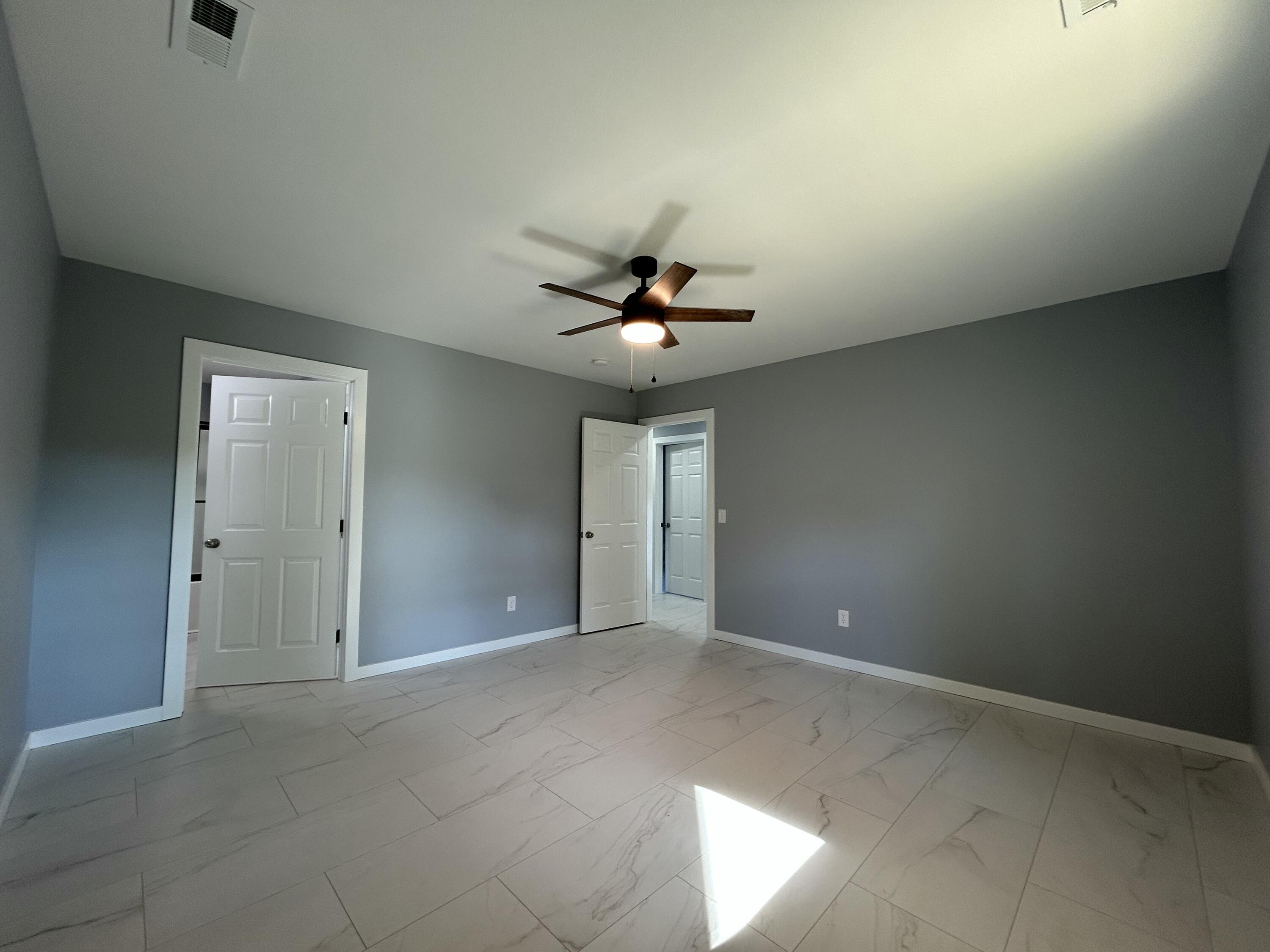 408 2nd Street Property Photo 22