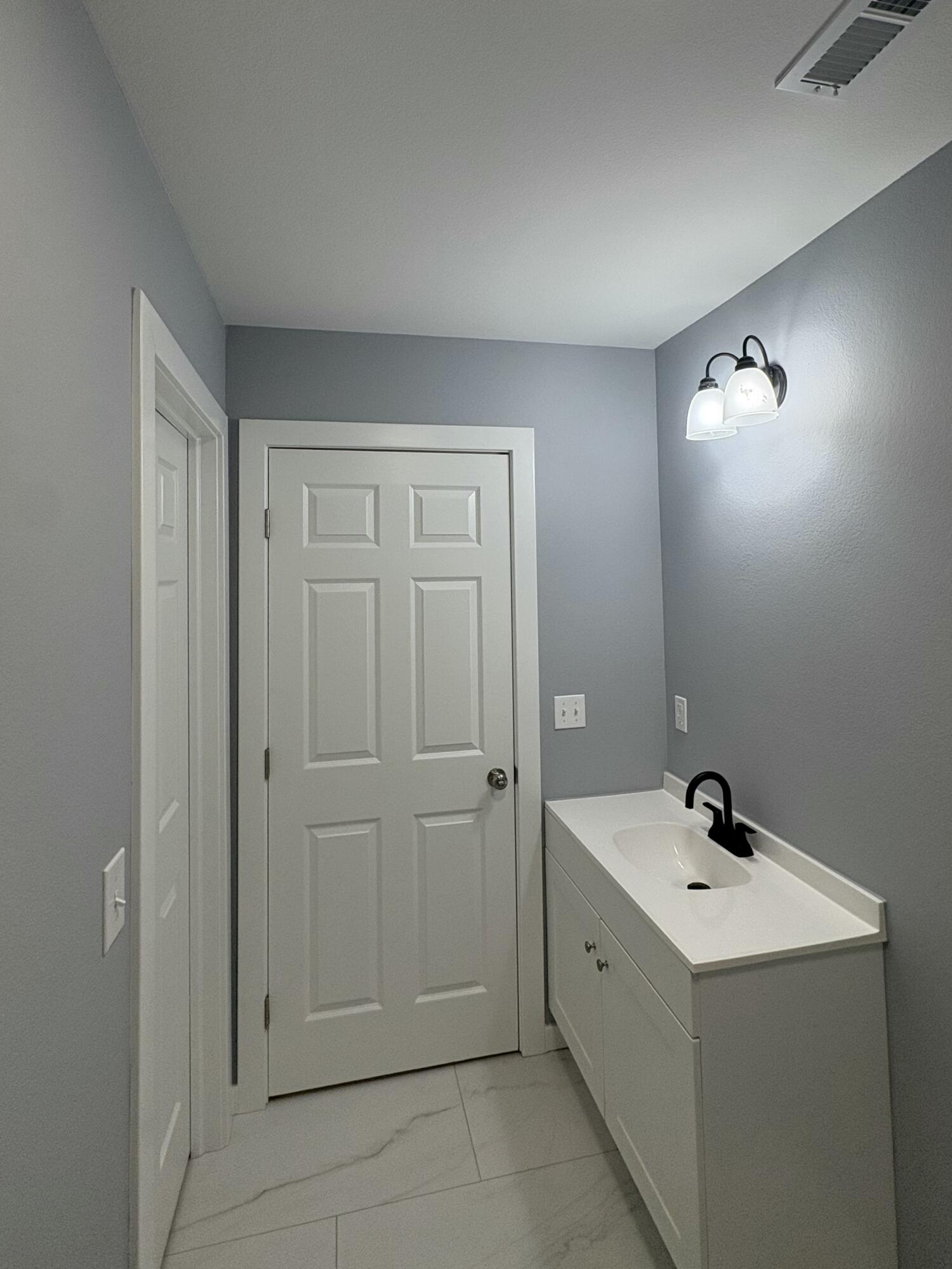 408 2nd Street Property Photo 24