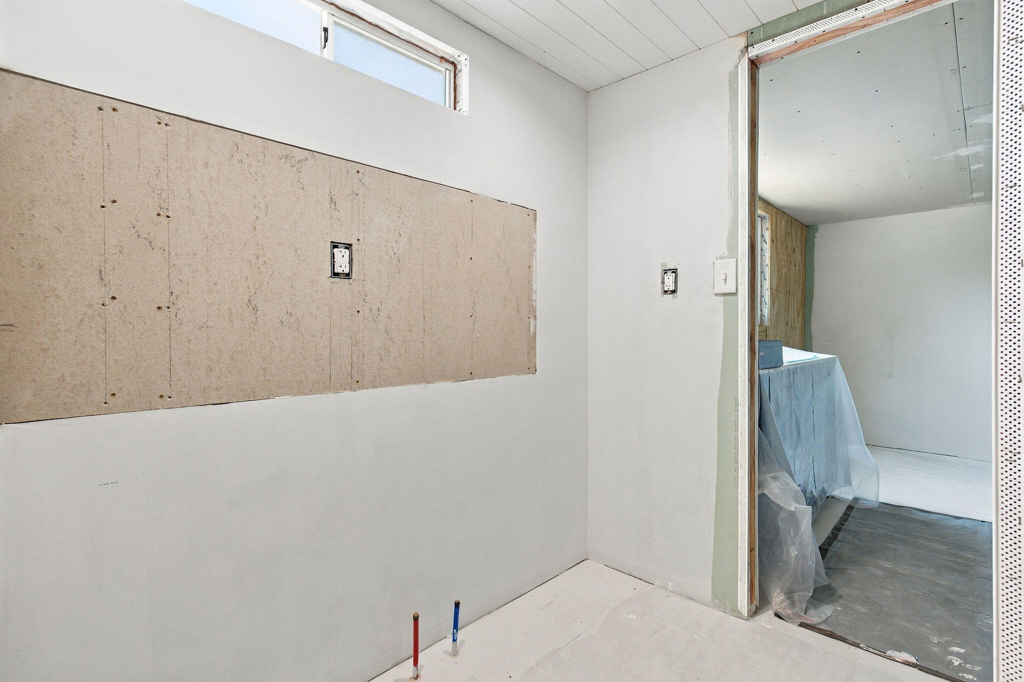 8 Lake Forest Drive Property Photo 13
