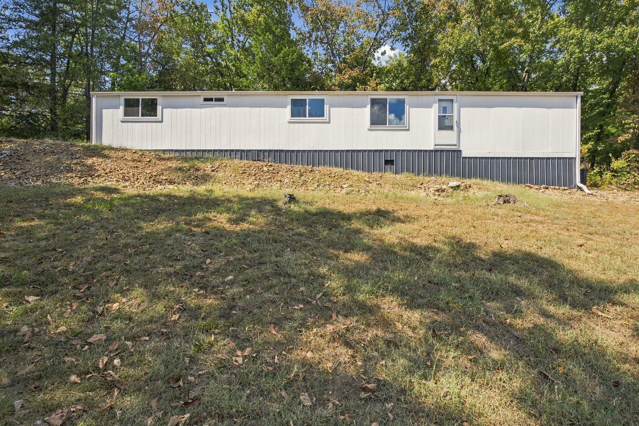 8 Lake Forest Drive Property Photo 27