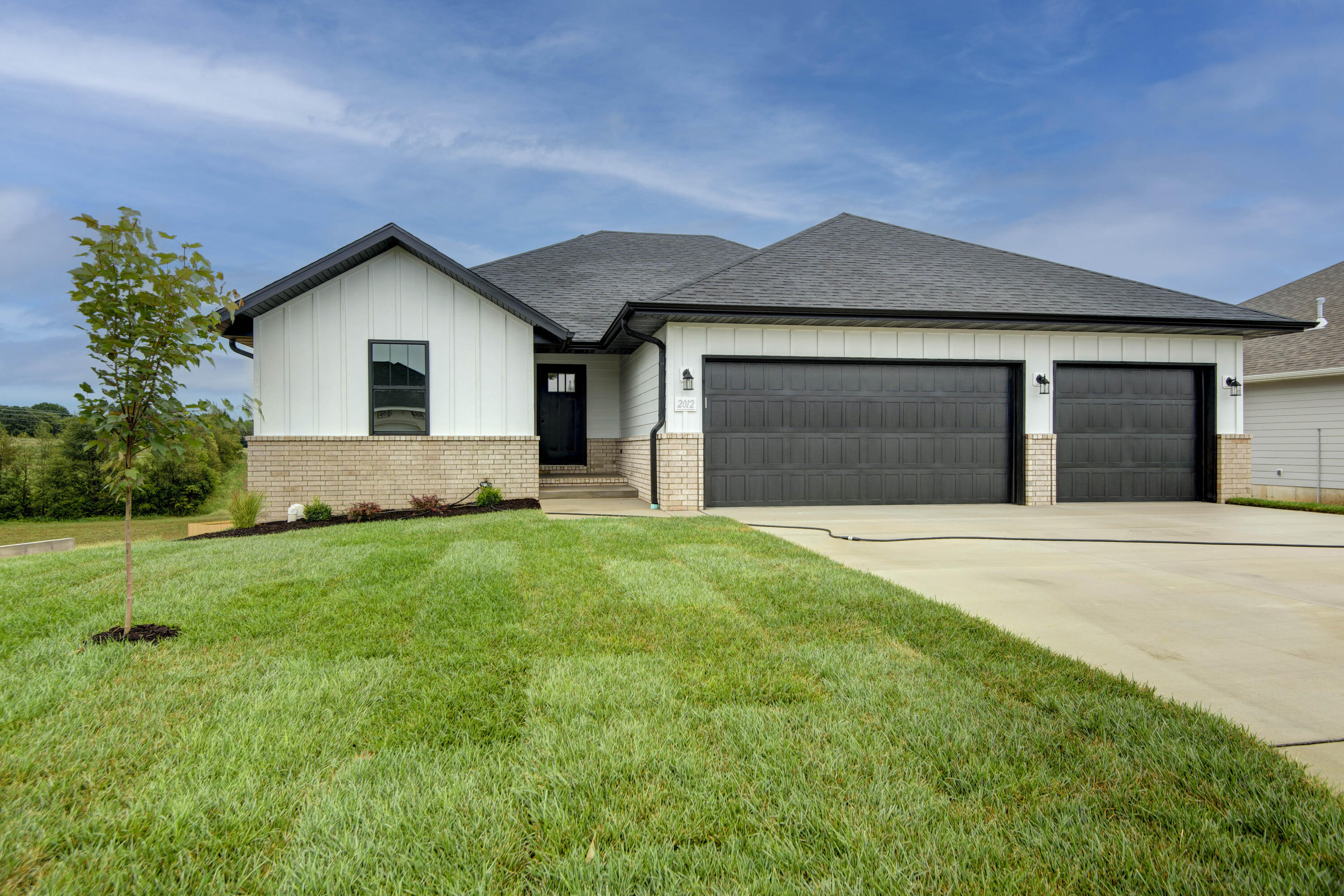 2204 South Grassmier Road Lot 33 Property Photo 1