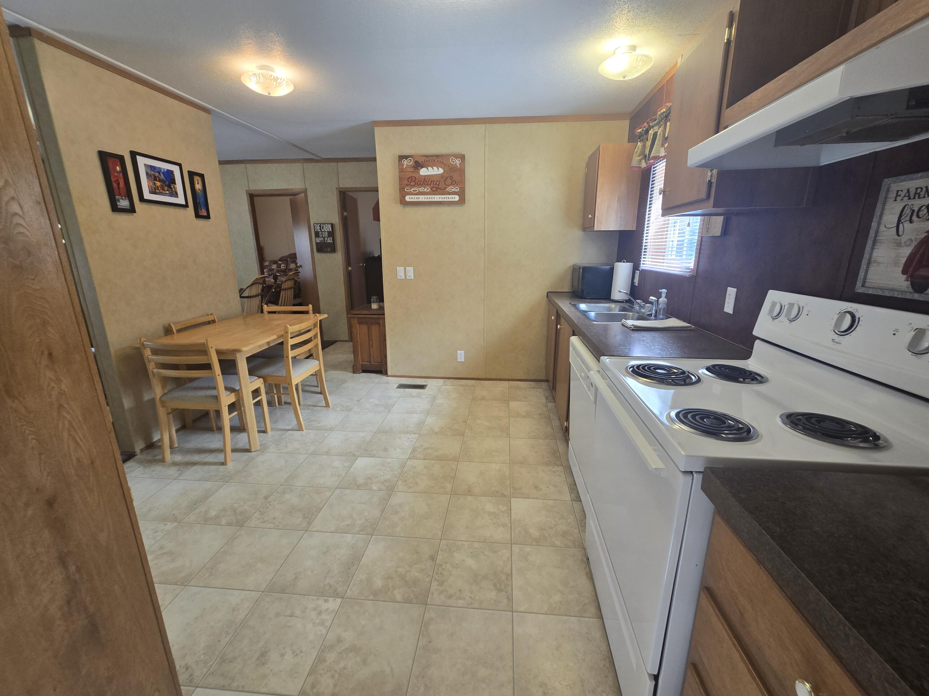 21619 County Road 273a Property Photo 9