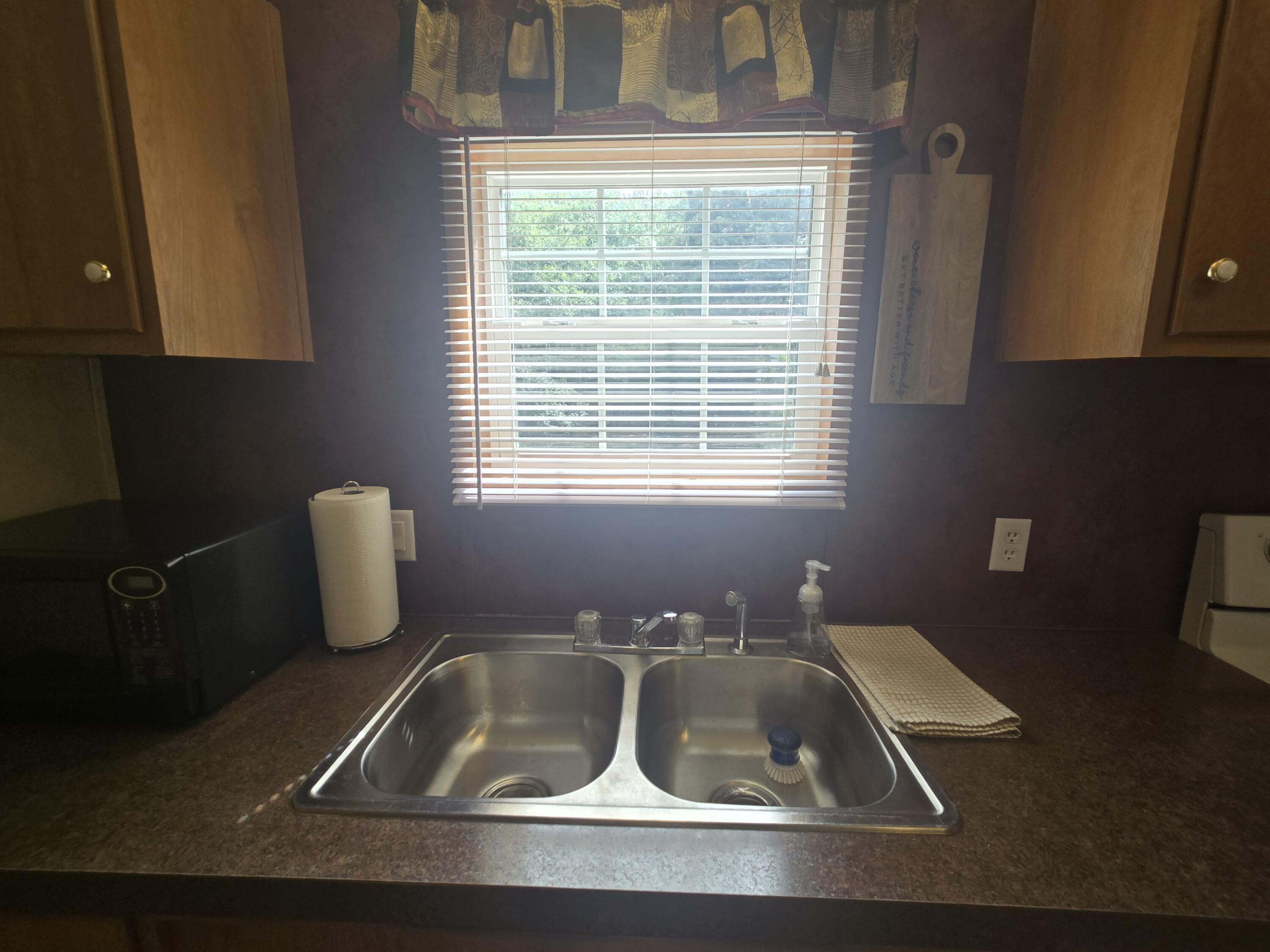 21619 County Road 273a Property Photo 10
