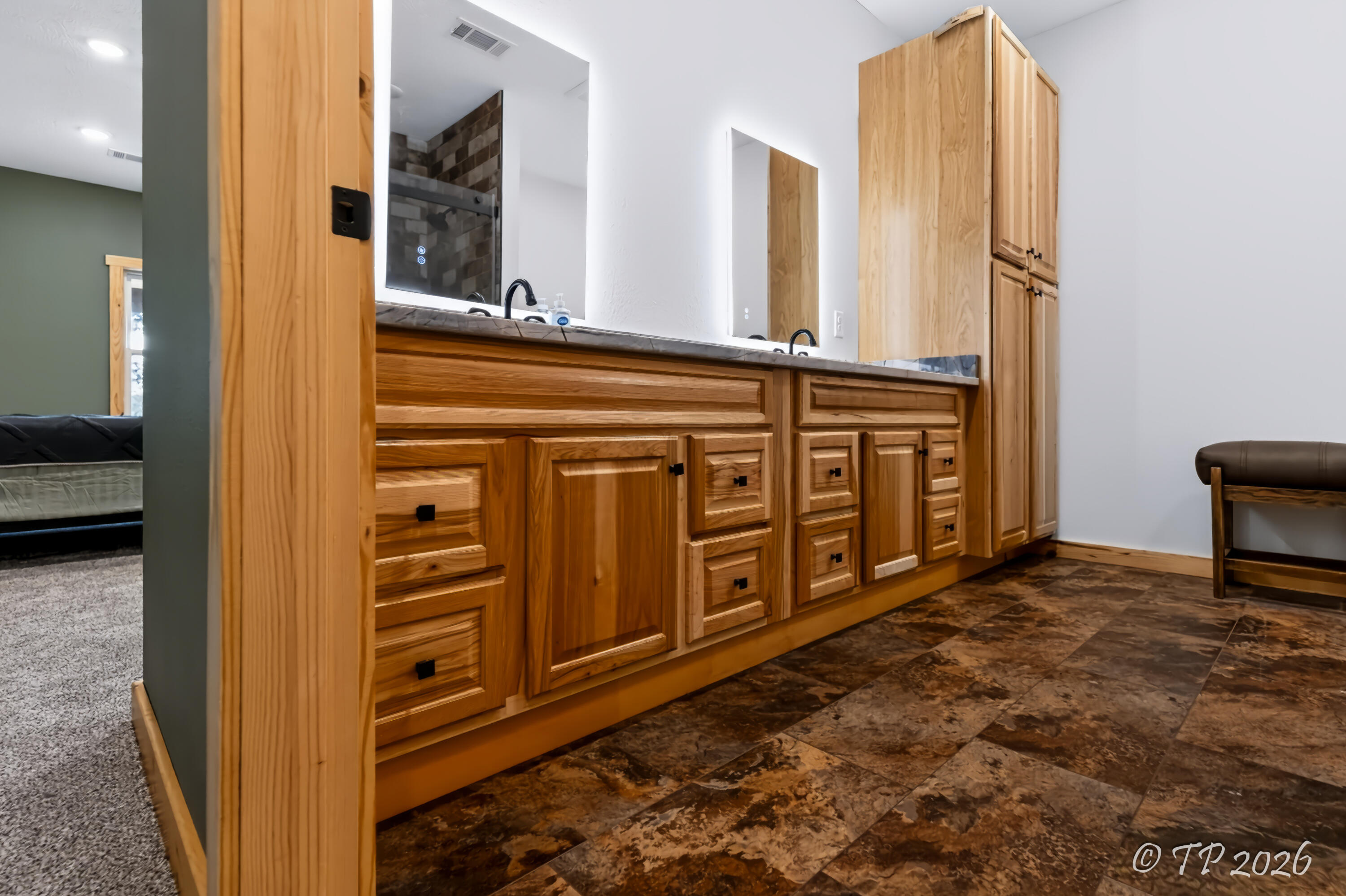 6475 Private Road 1182 Property Photo 14
