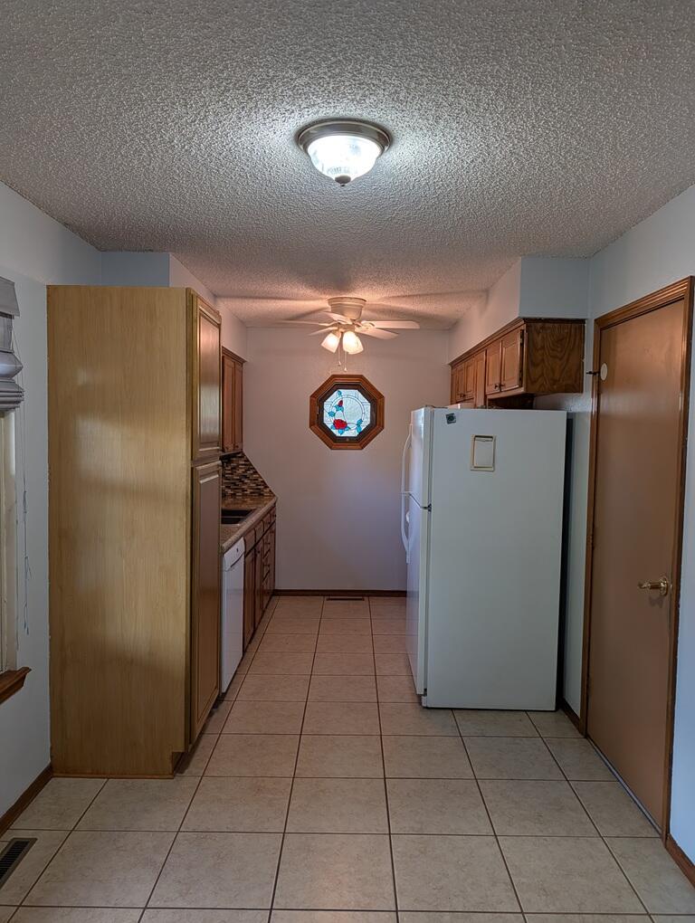 1012 North Walleye Street Property Photo 2