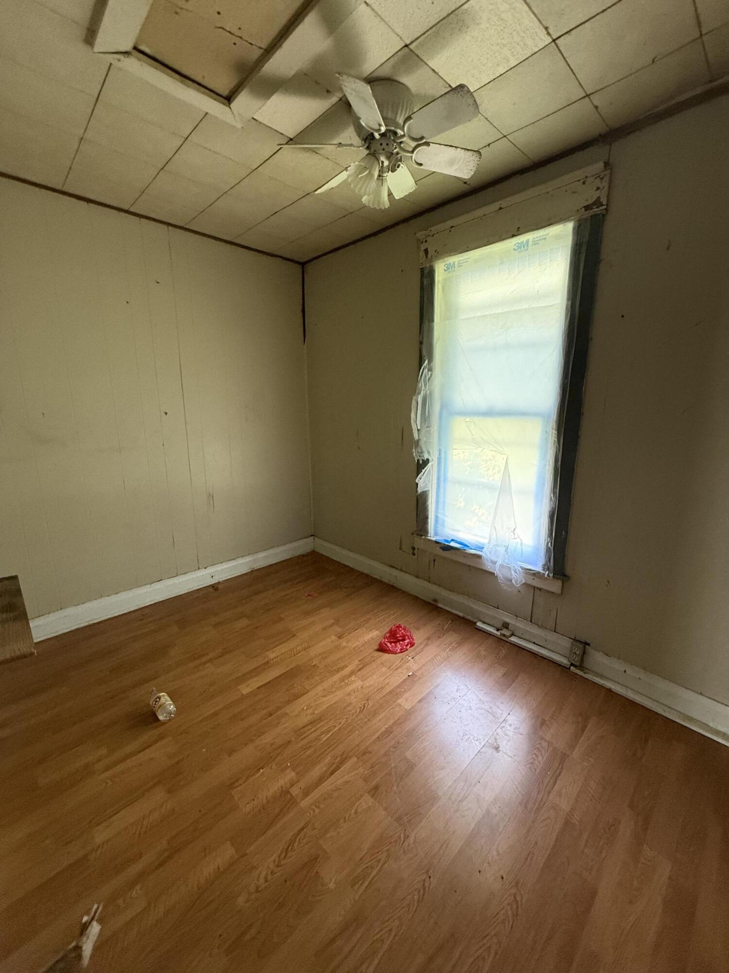 2159 North Taylor Avenue Property Photo 7