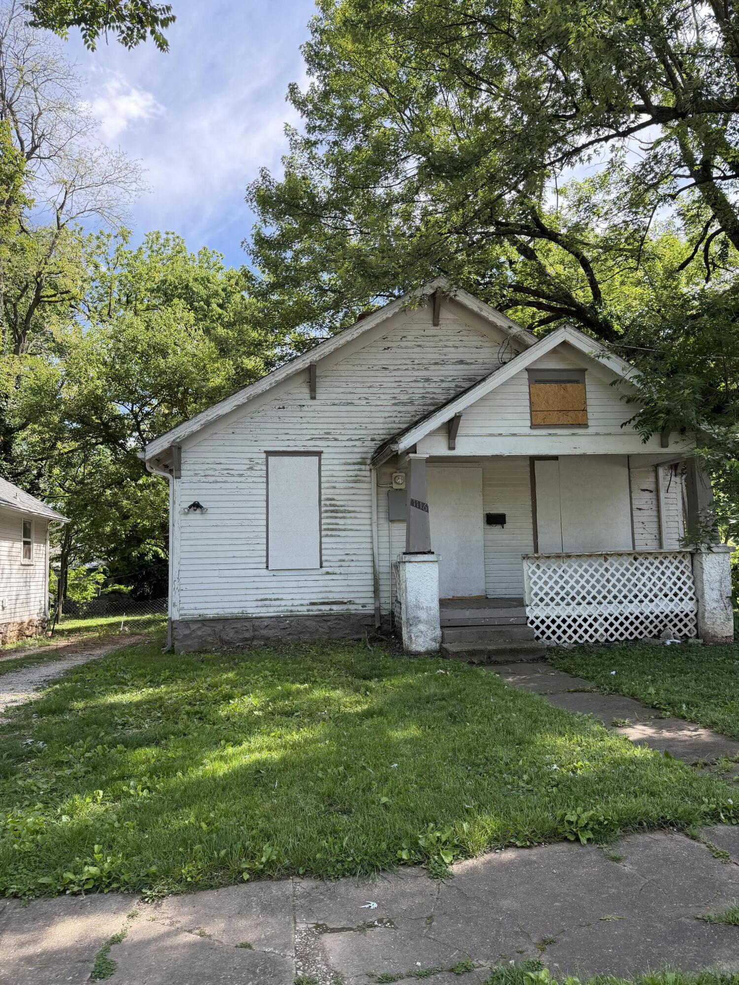 1116 West Madison Street Property Photo 3