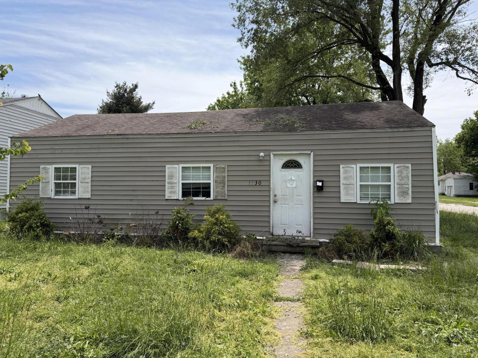 1330 West Thoman Street Property Photo 1