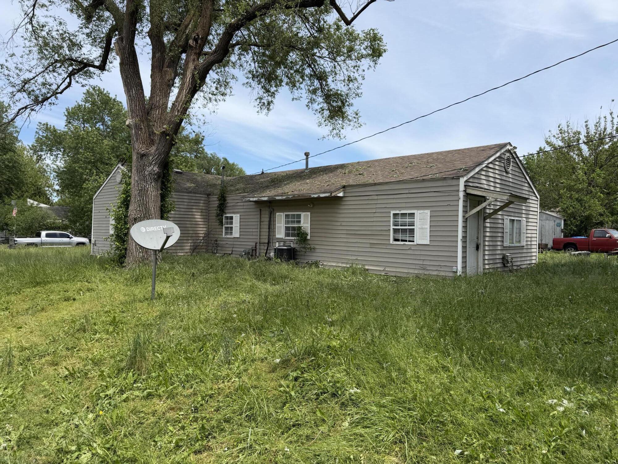 1330 West Thoman Street Property Photo 3