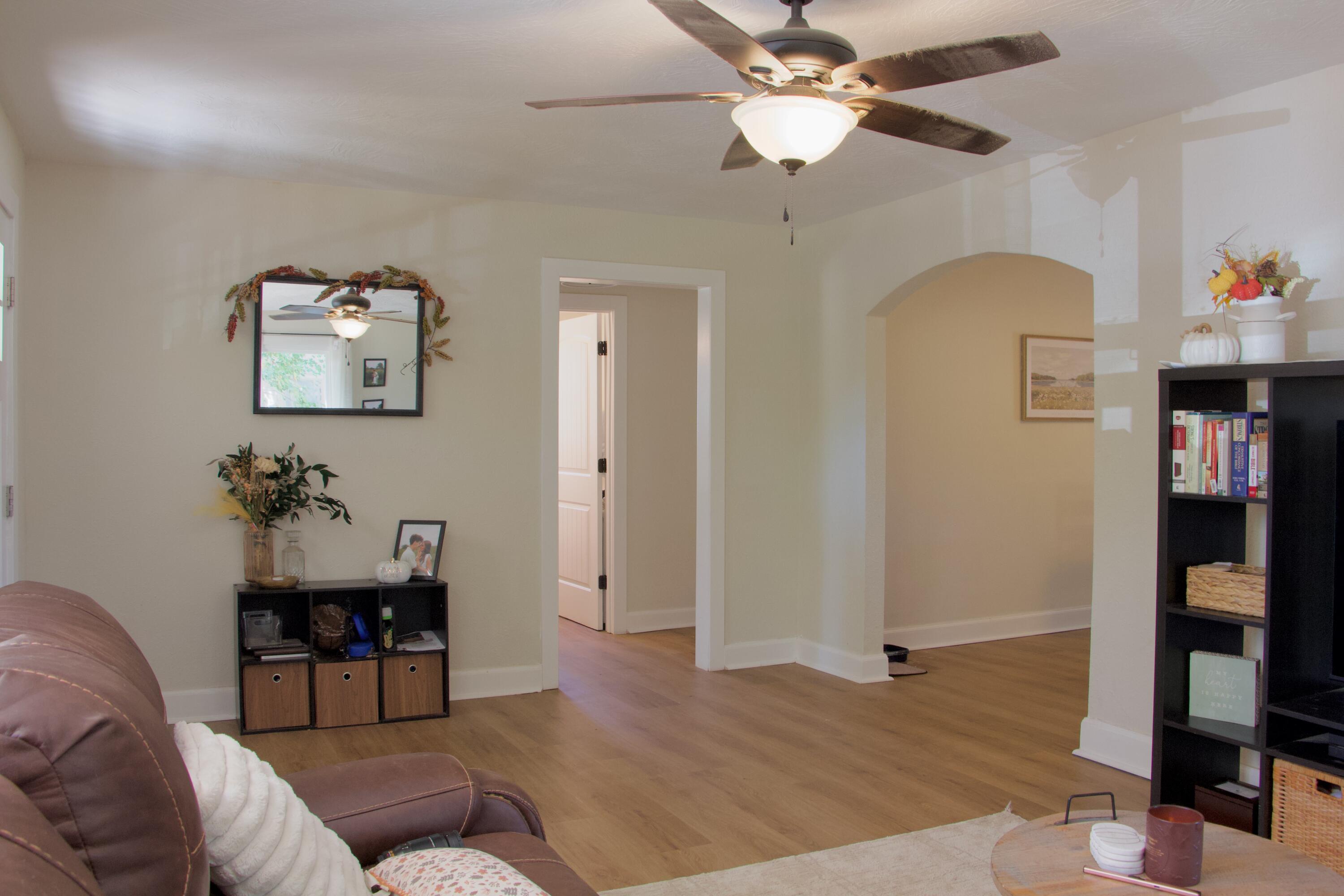 2629 West College Street Property Photo 6