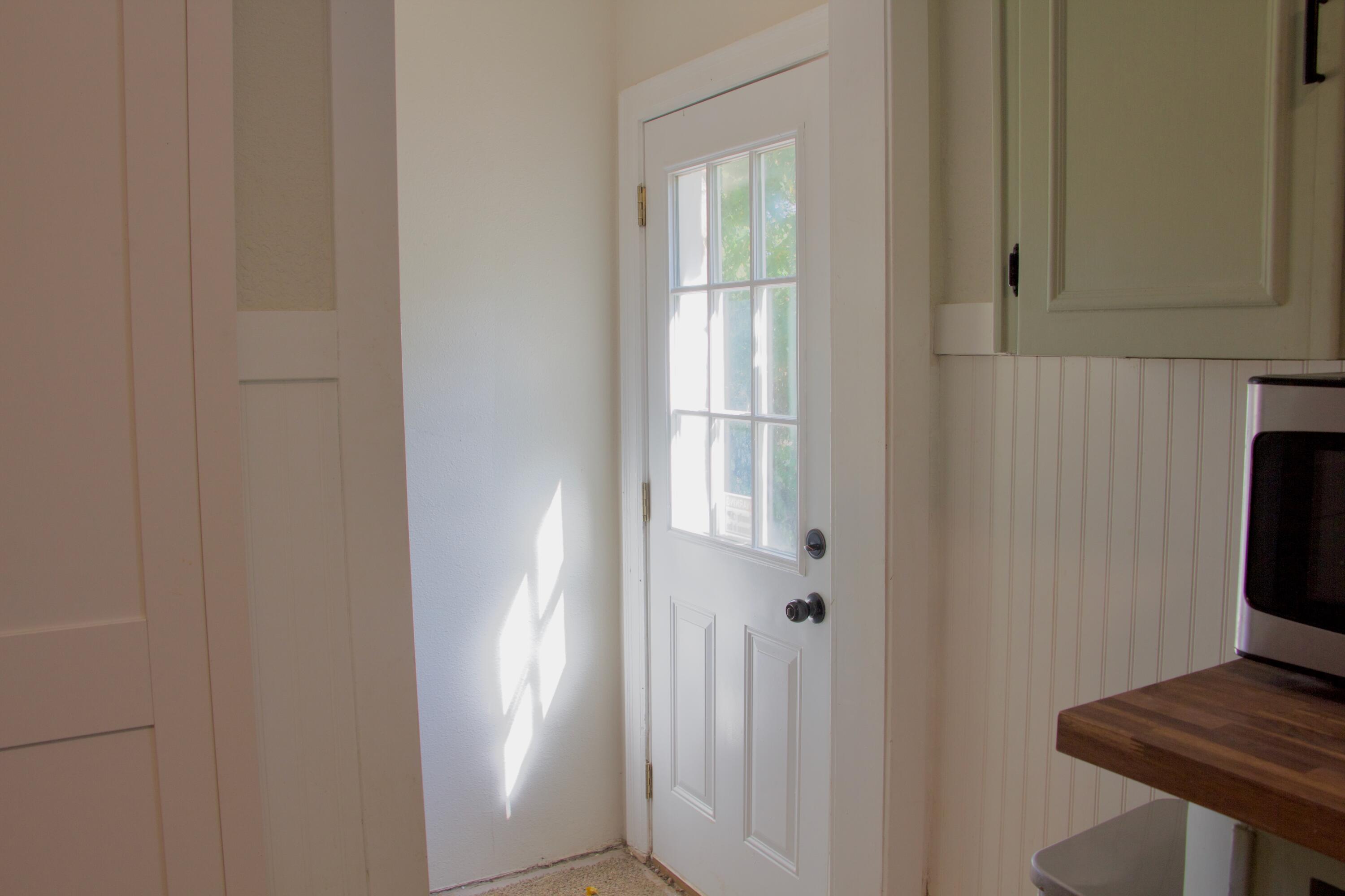 2629 West College Street Property Photo 19