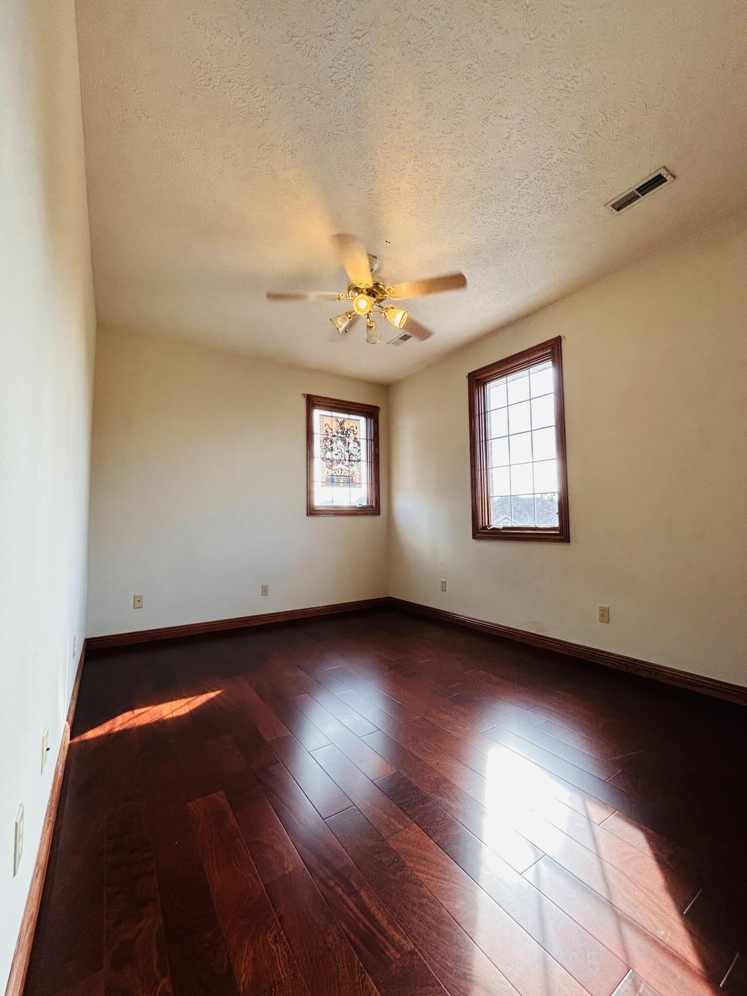 1021 East Ironbridge Circle South Property Photo 26