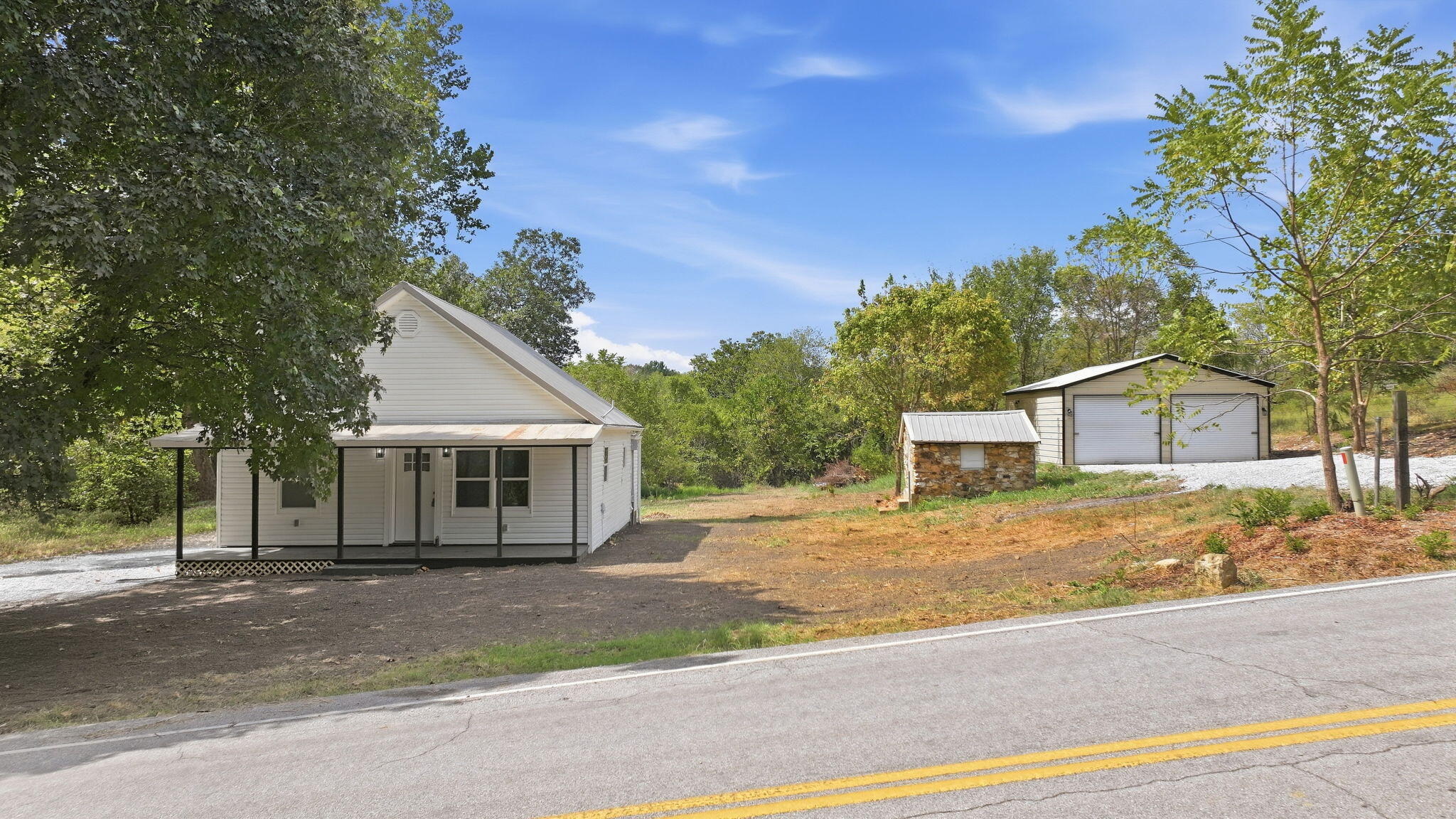 11935 North Farm Road 119 Property Photo 1