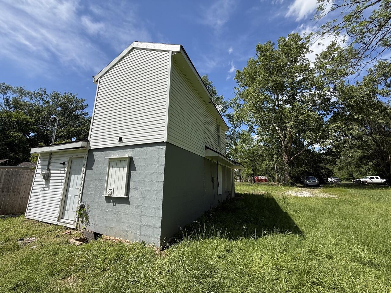 2936 West Lombard Street Property Photo 3