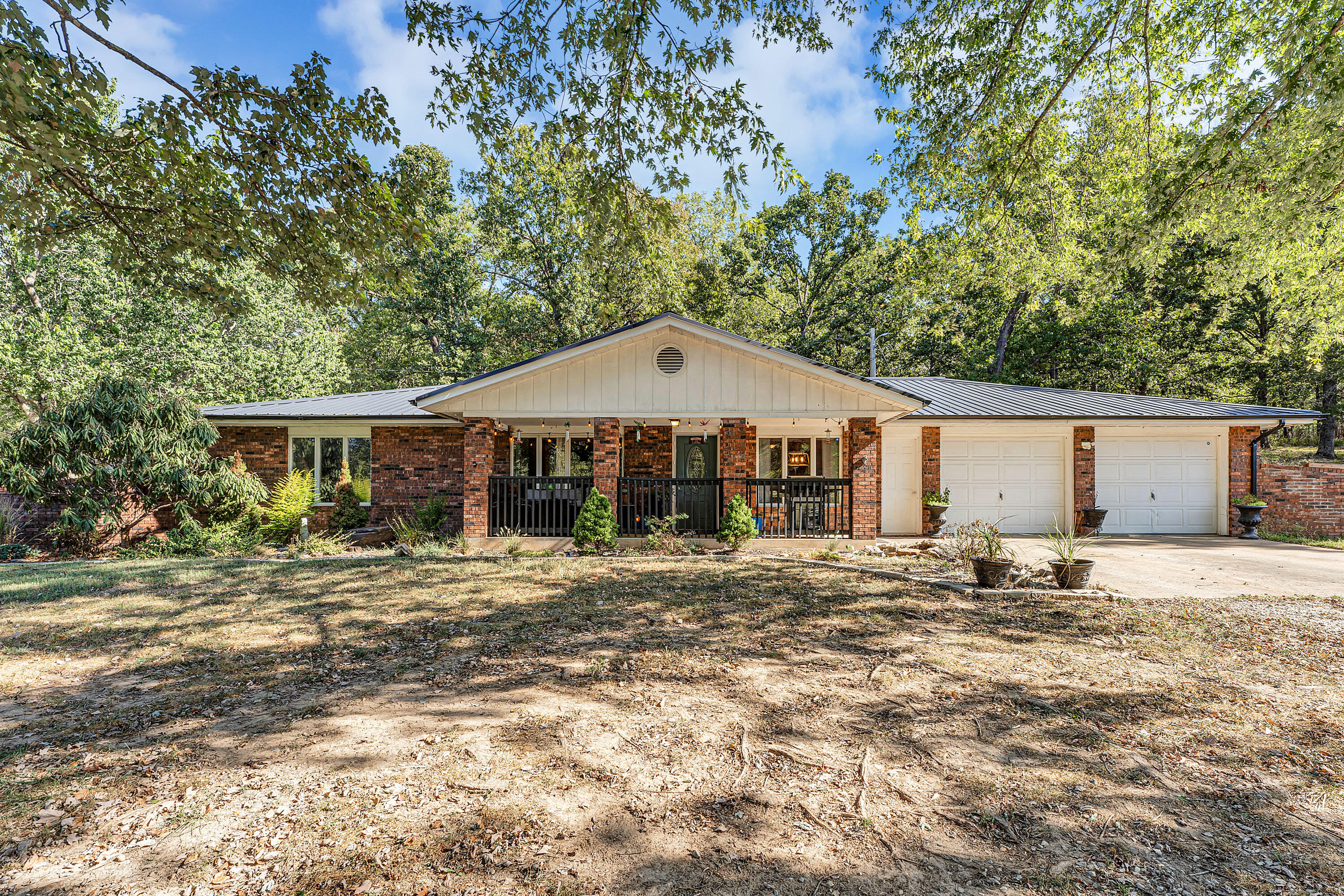 781 State Road M Property Photo 1