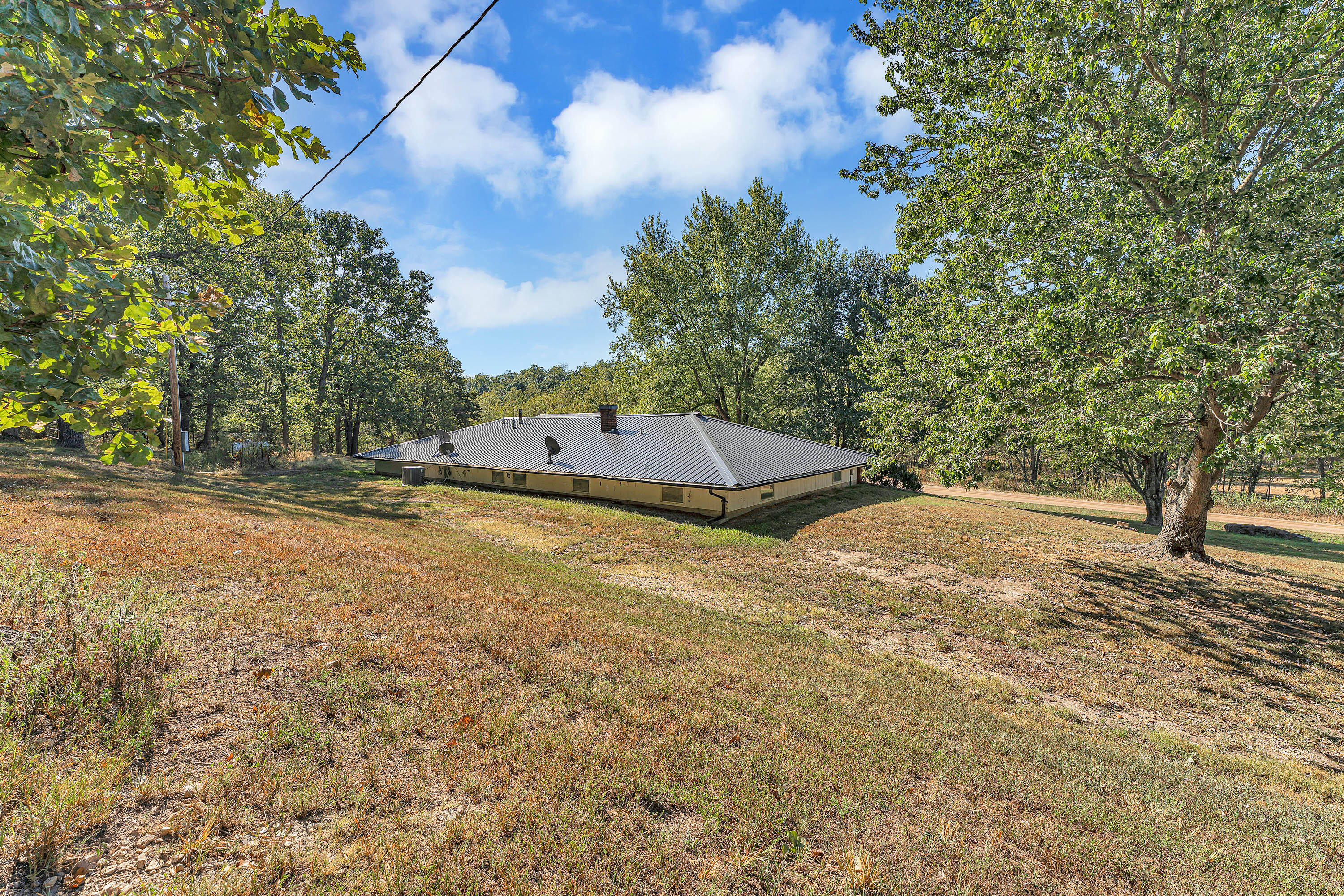 781 State Road M Property Photo 35