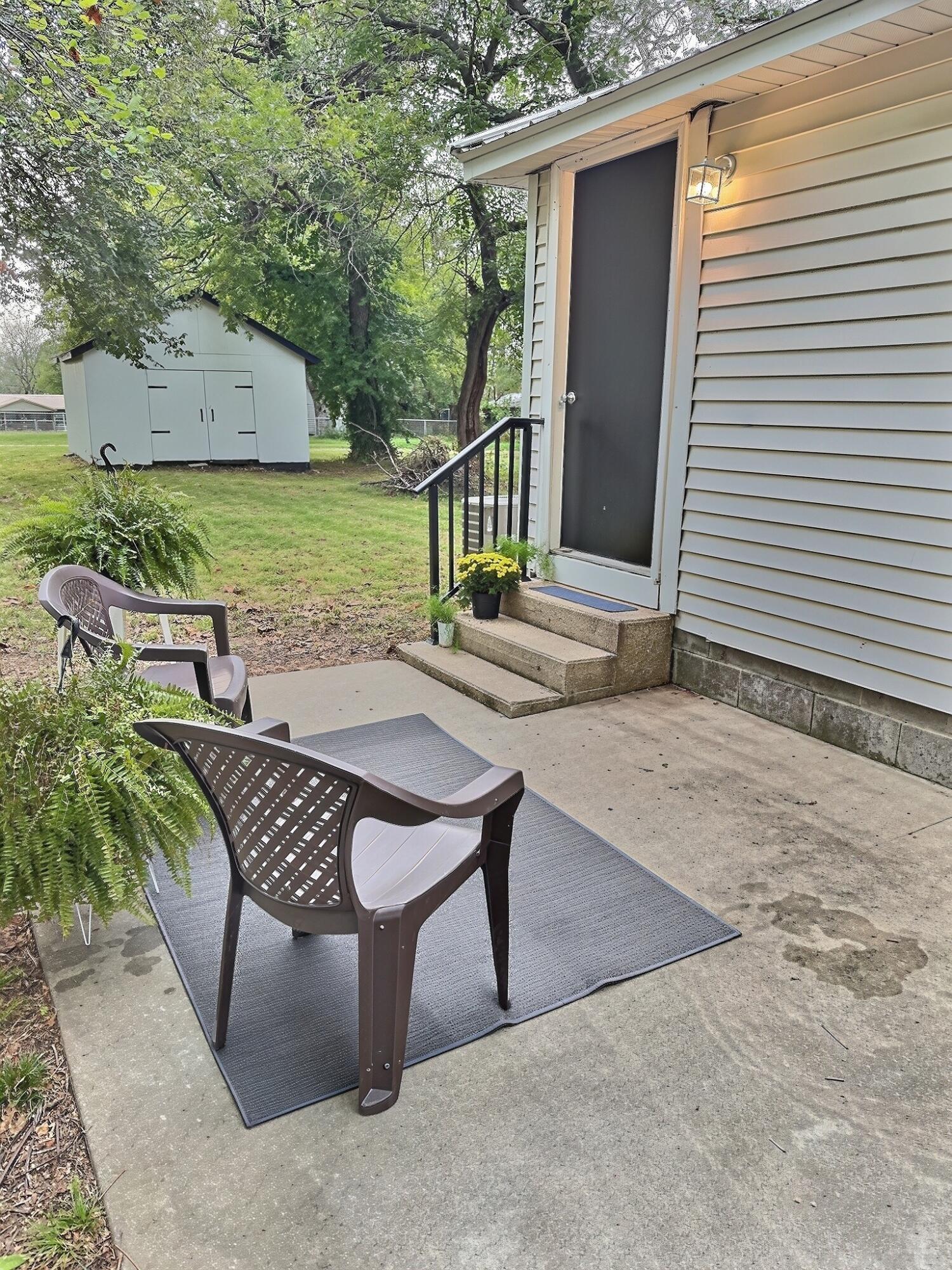 705 North Clay Street Property Photo 6