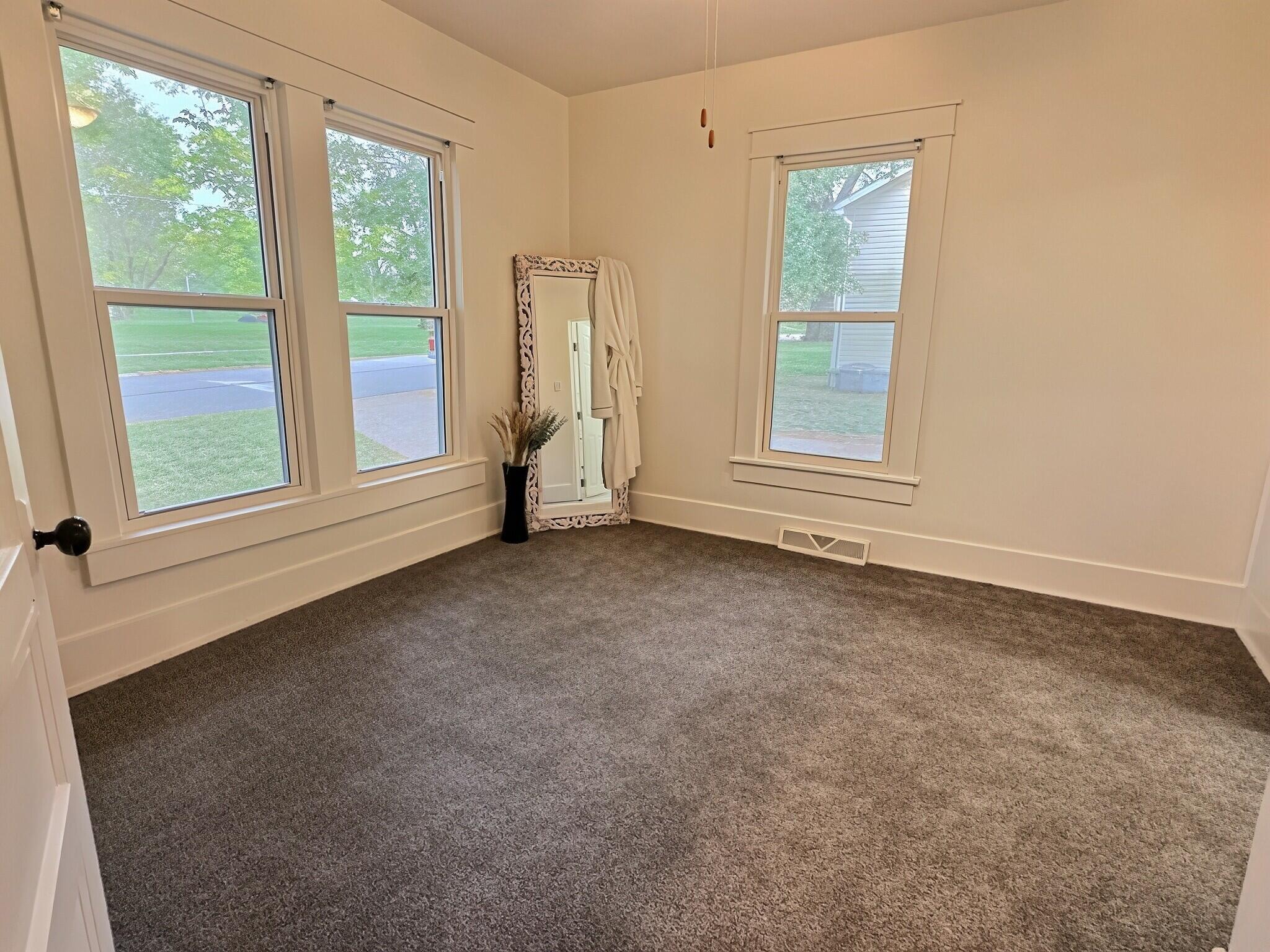 705 North Clay Street Property Photo 11